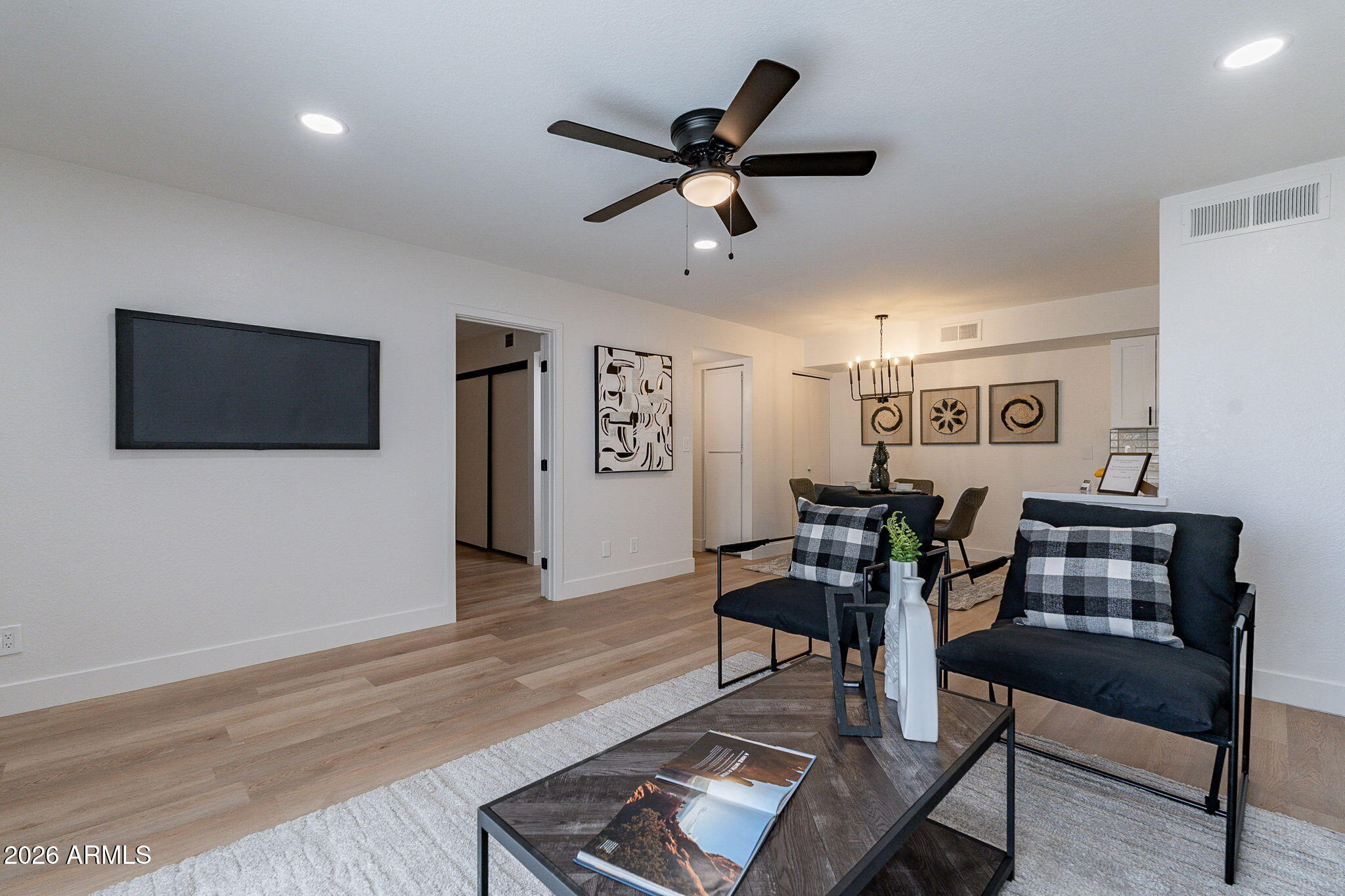 4608 W MARYLAND Avenue 214