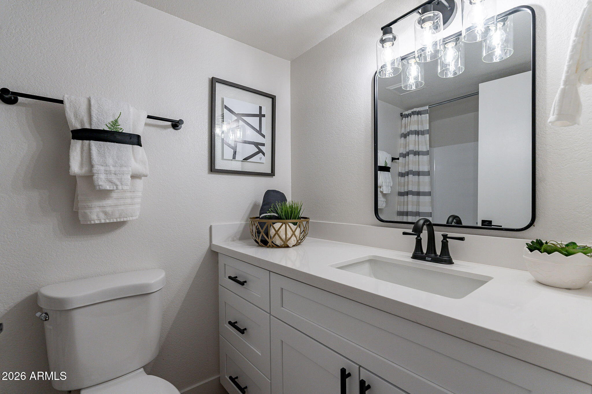 4608 W MARYLAND Avenue 214