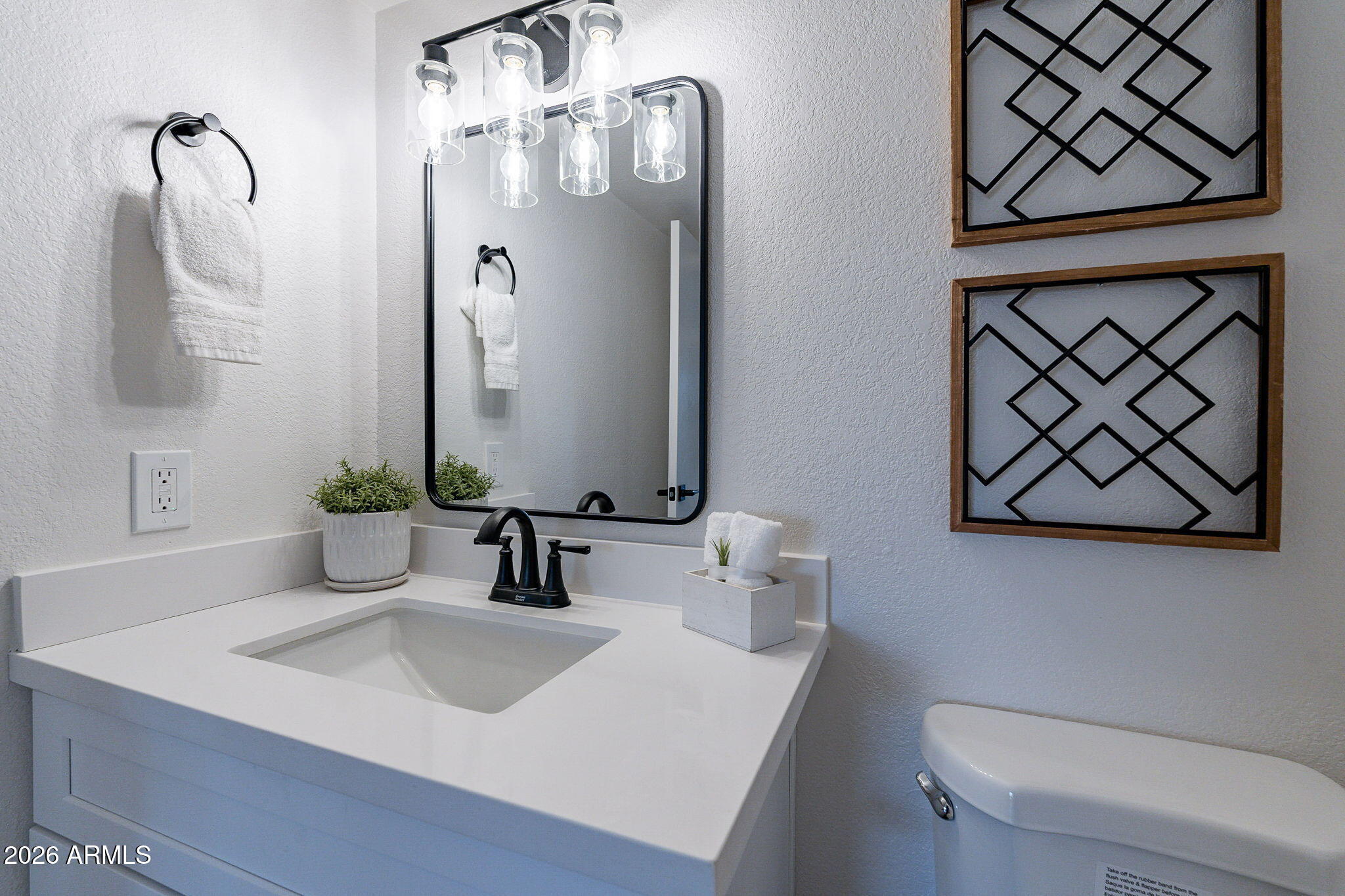 4608 W MARYLAND Avenue 214