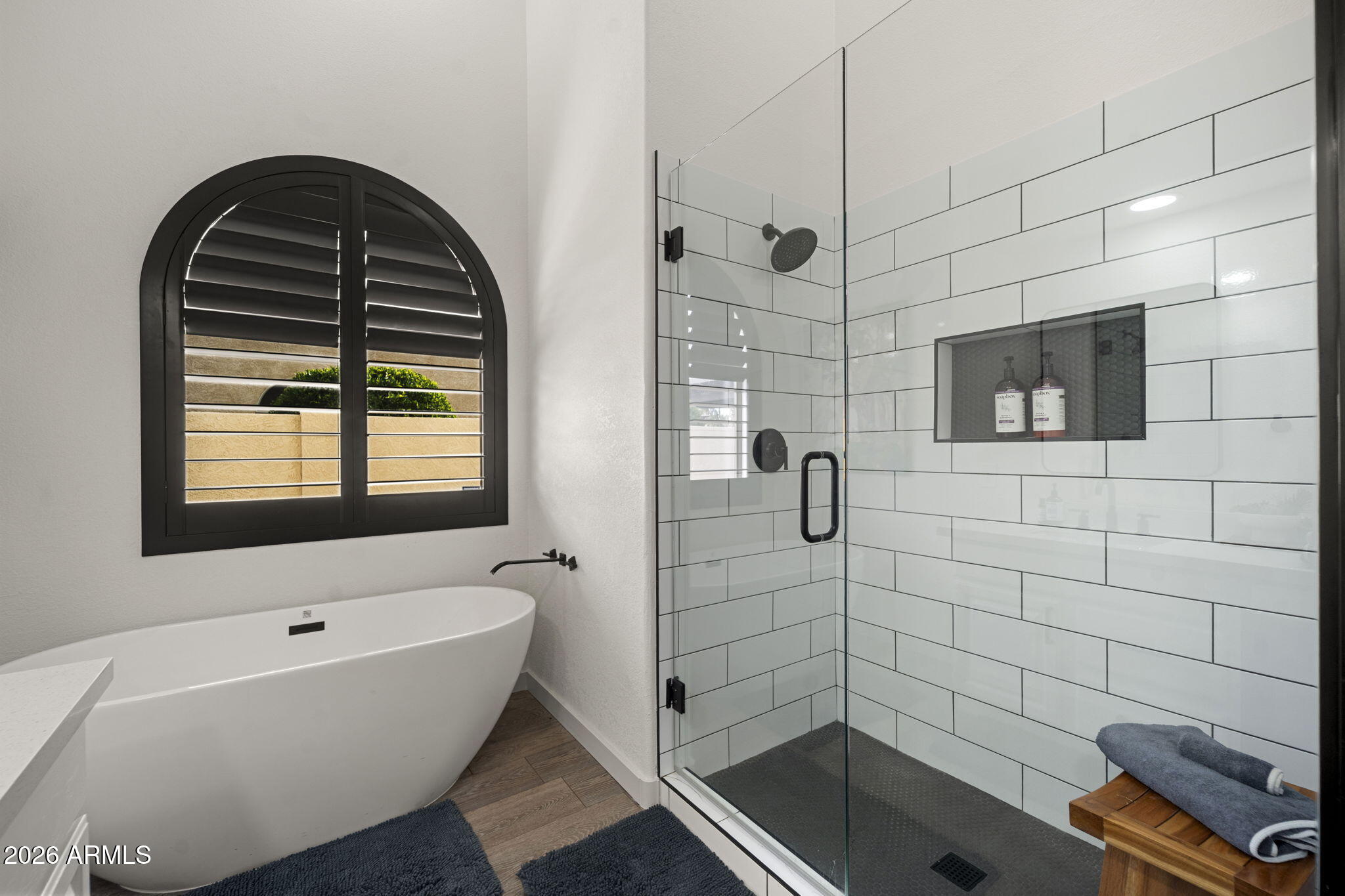 844 W BEECHNUT Drive