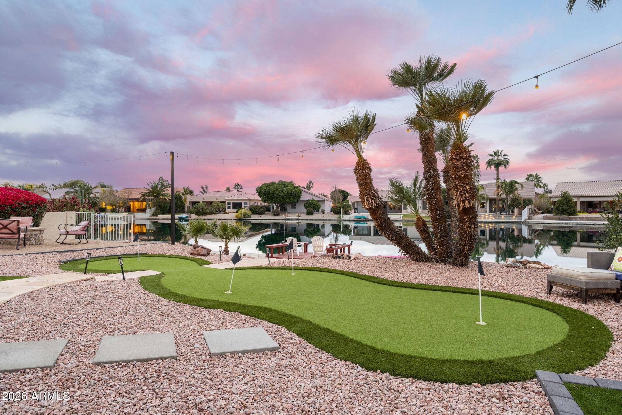 844 W BEECHNUT Drive