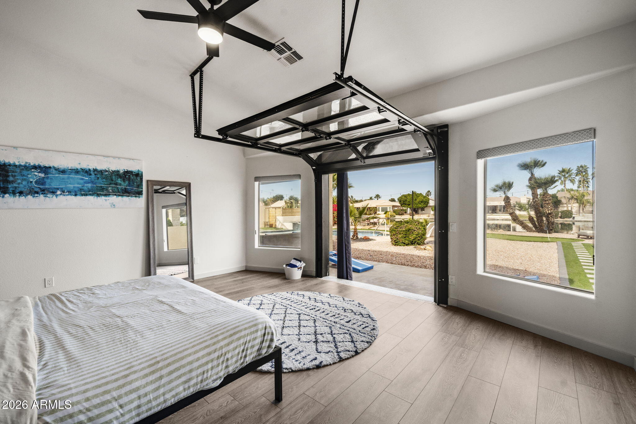 844 W BEECHNUT Drive