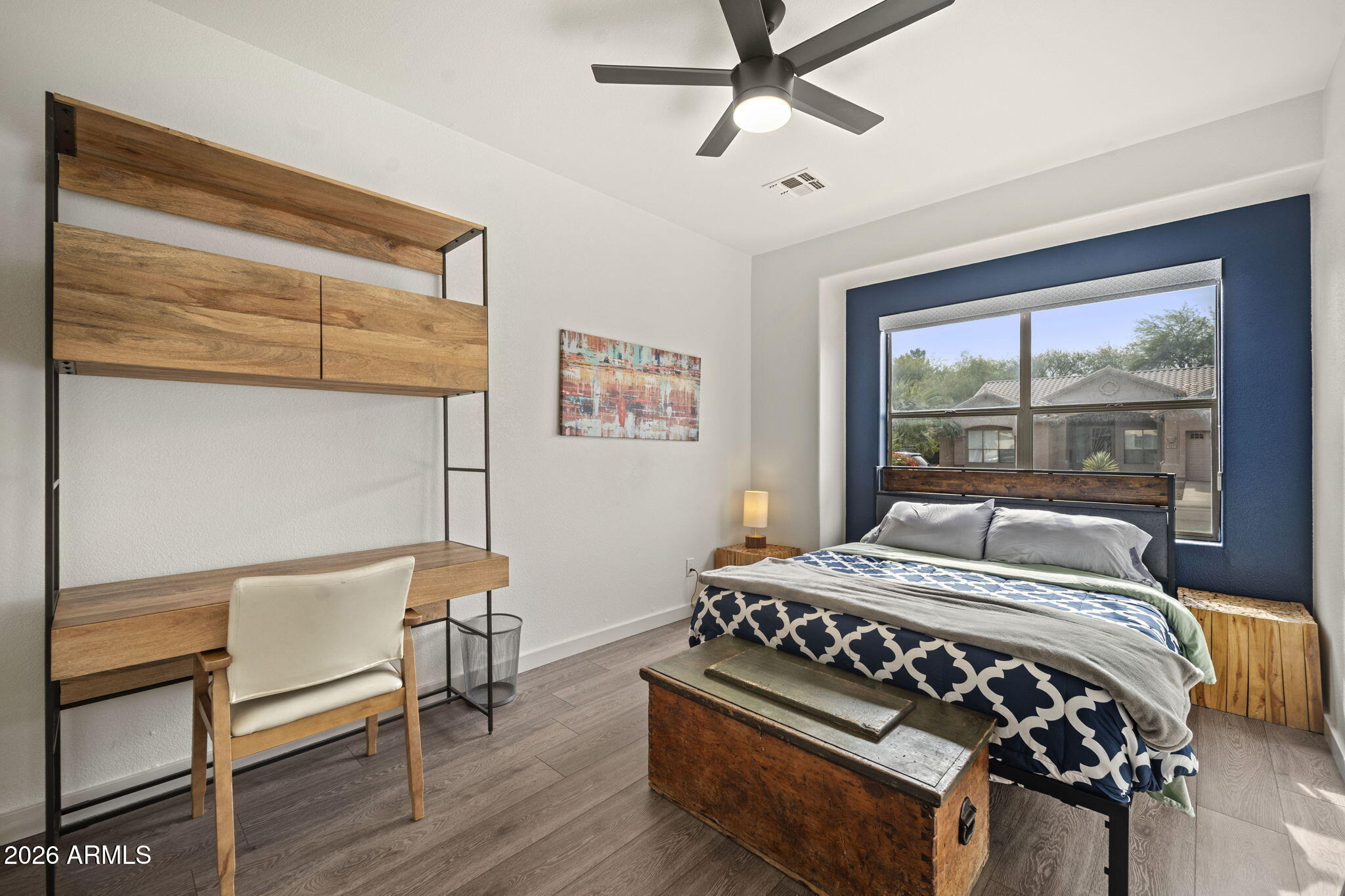 844 W BEECHNUT Drive