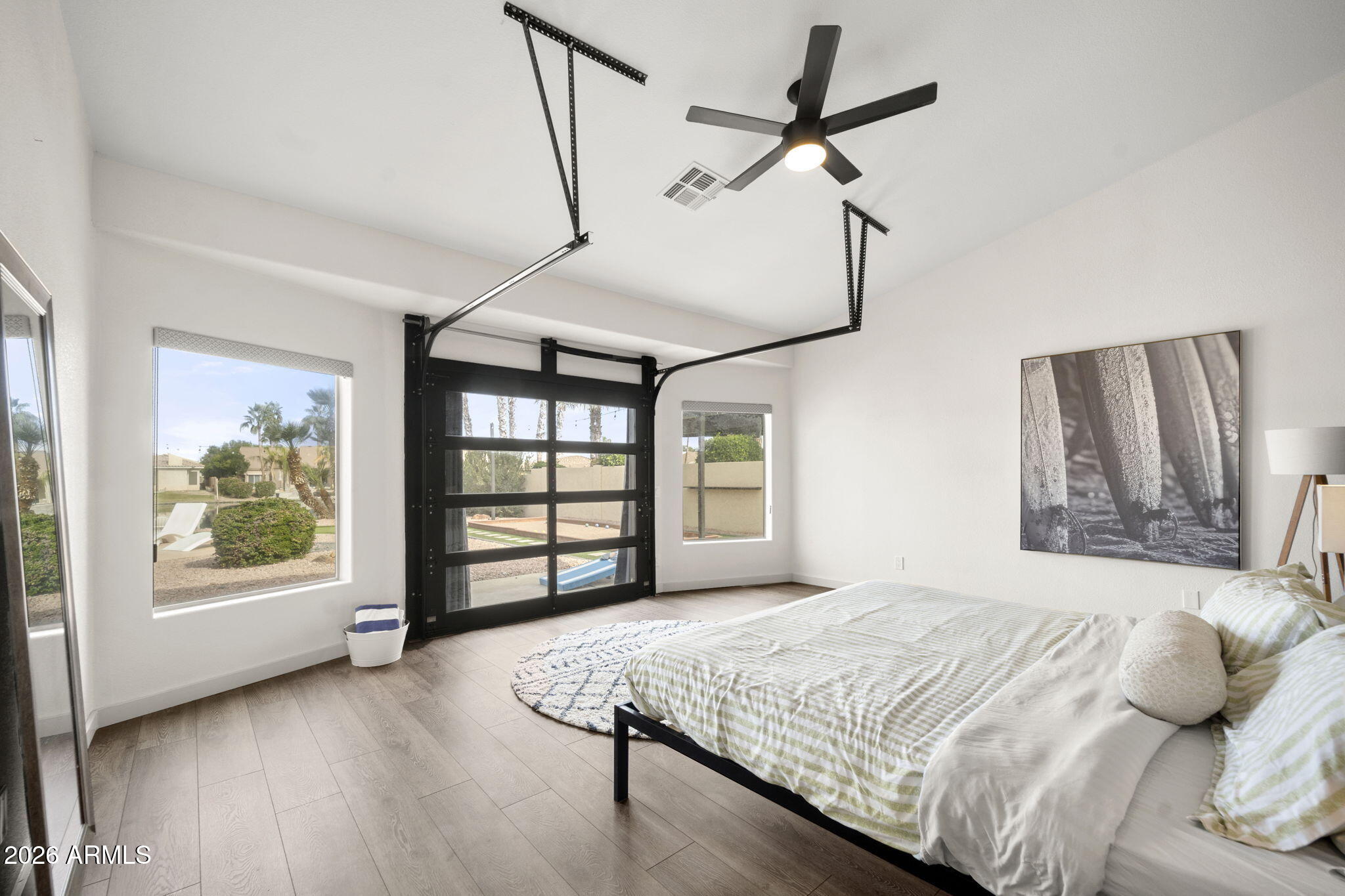 844 W BEECHNUT Drive