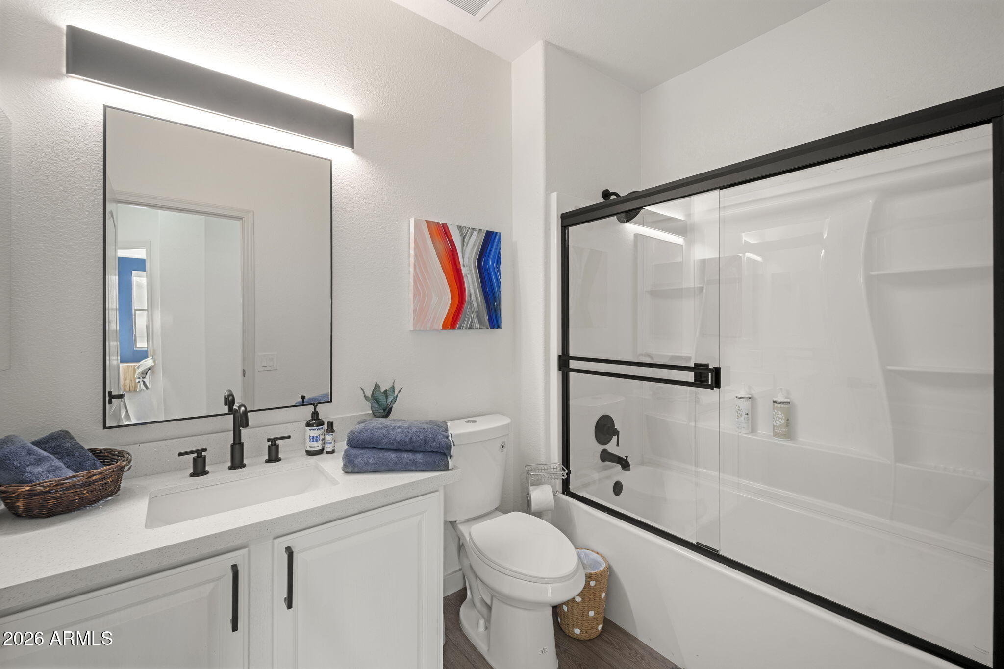 844 W BEECHNUT Drive