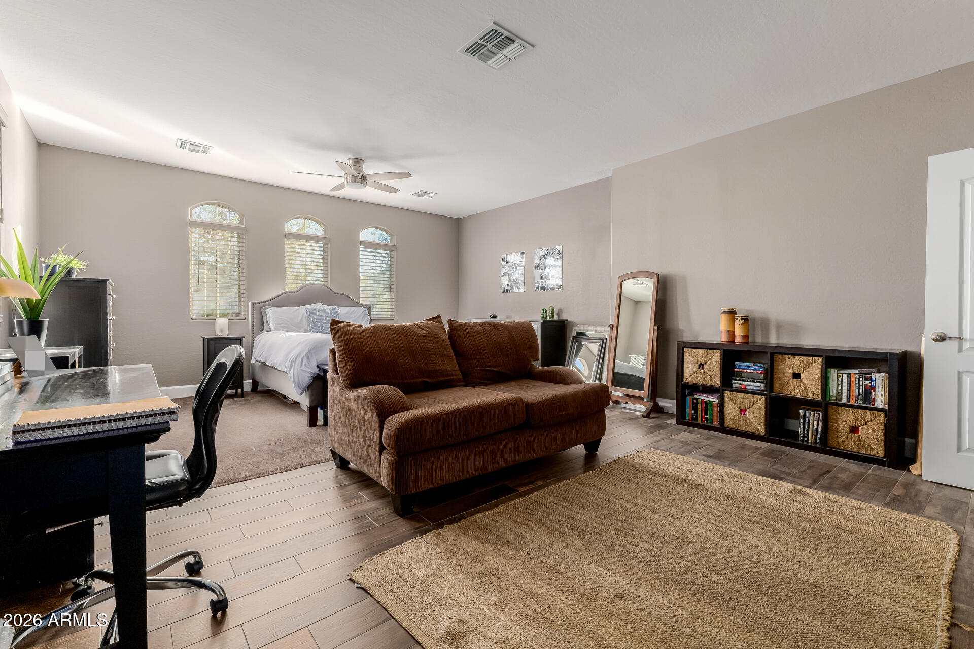 2340 W Bramble Berry Lane