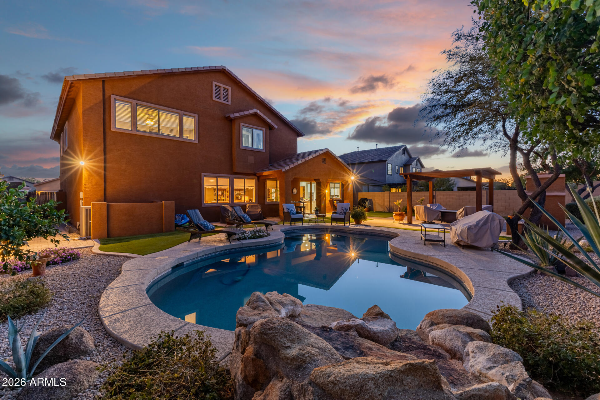 2340 W Bramble Berry Lane