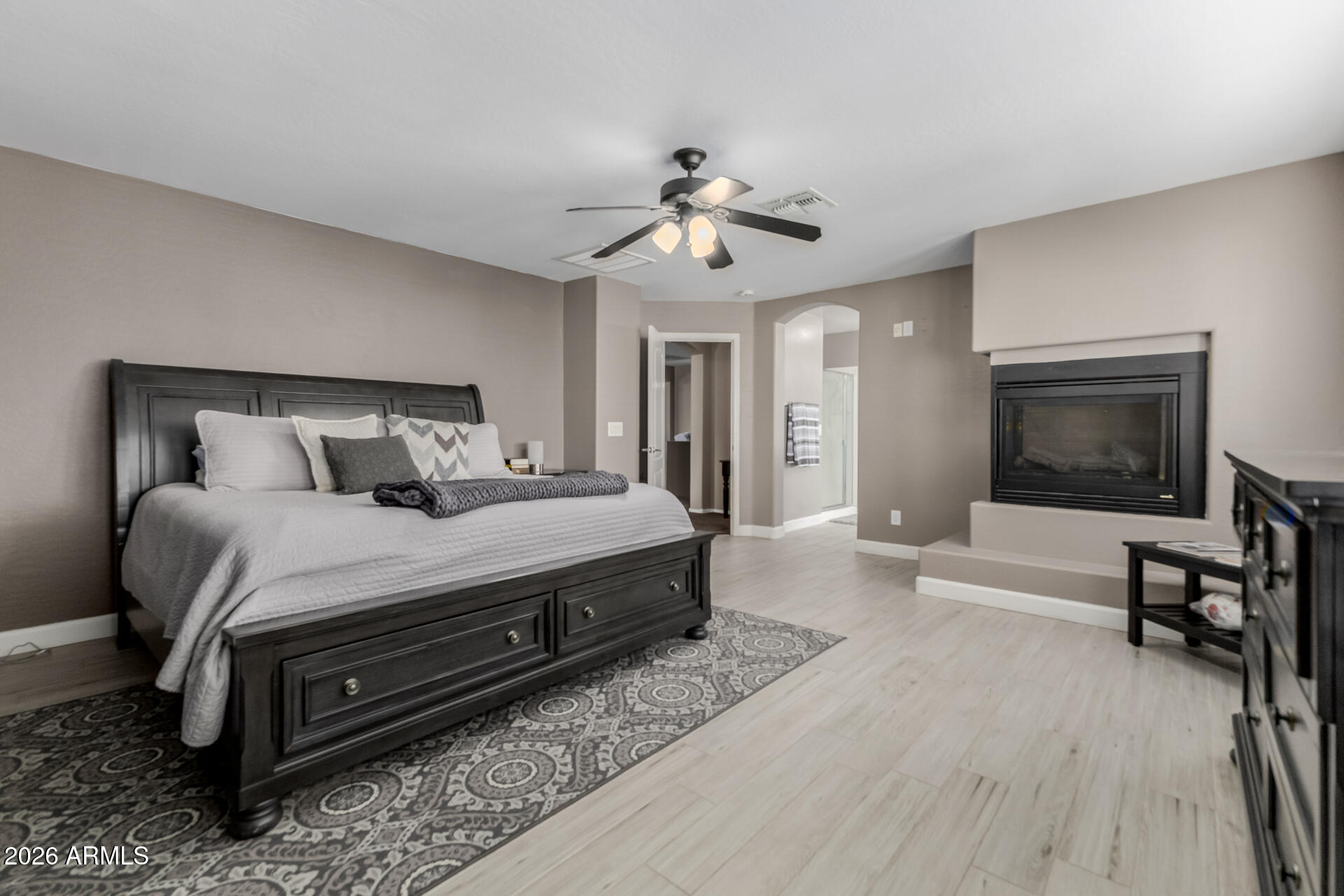 2340 W Bramble Berry Lane