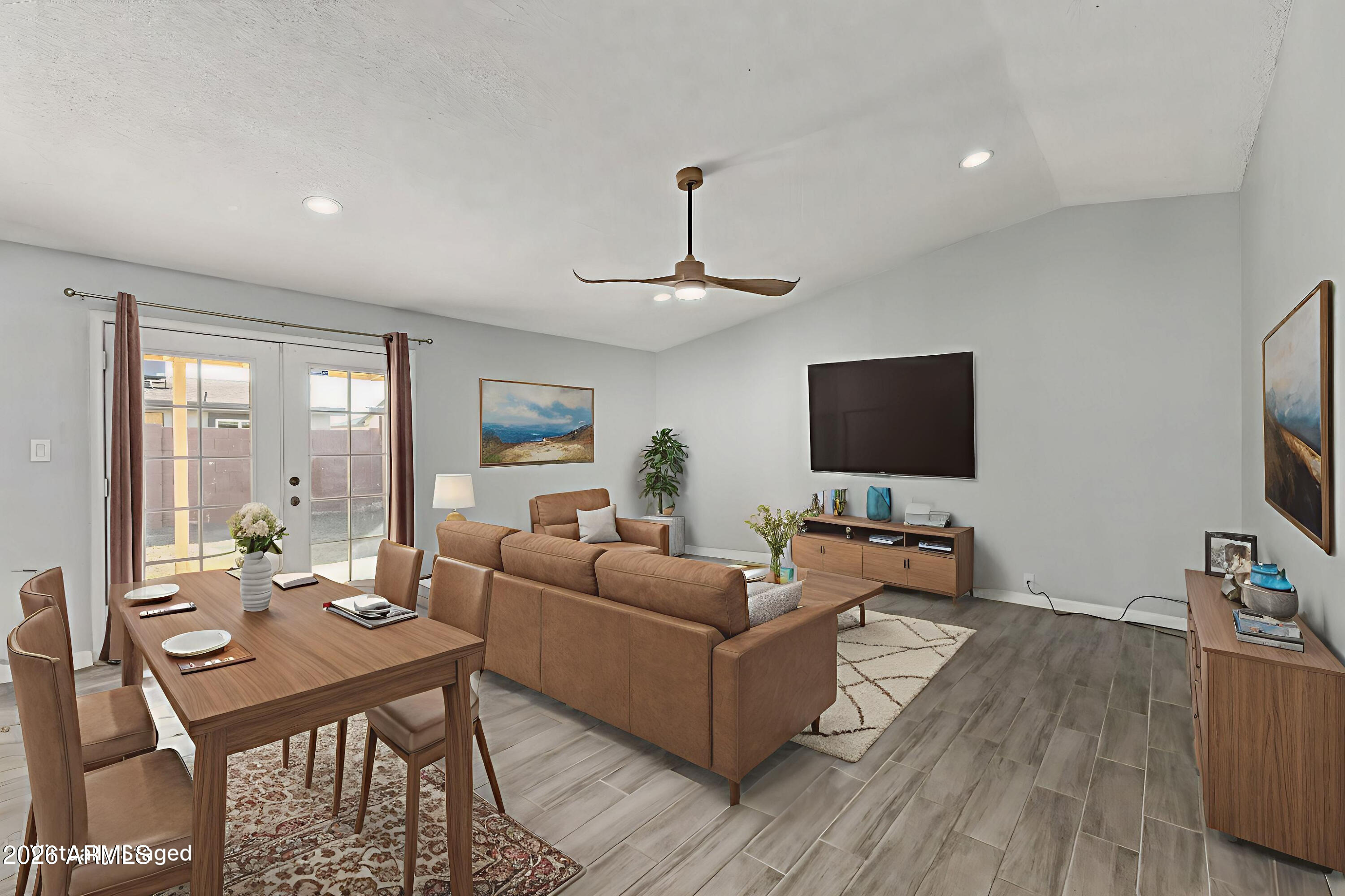 8051 W MARIPOSA Drive