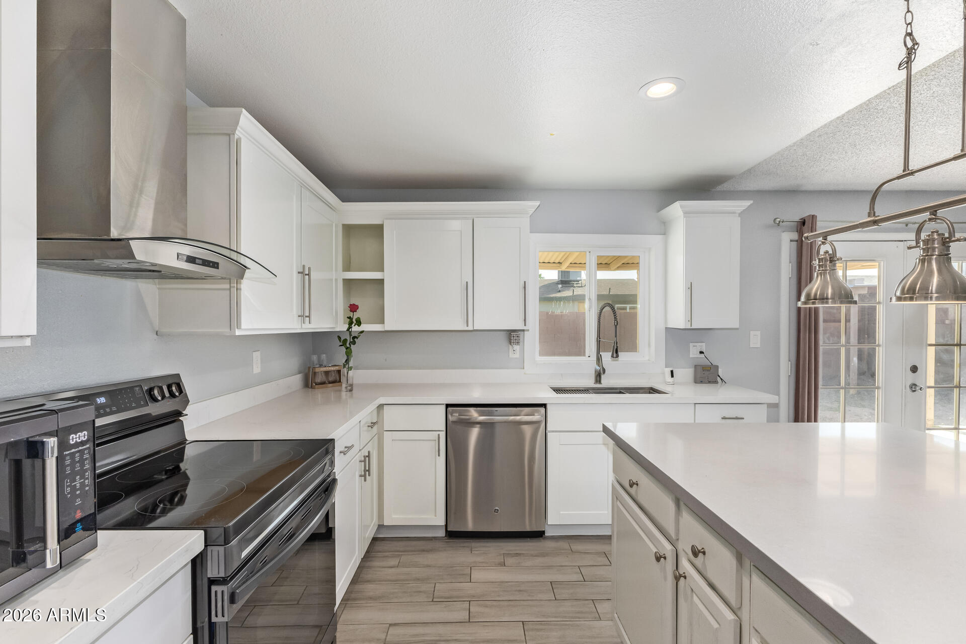 8051 W MARIPOSA Drive