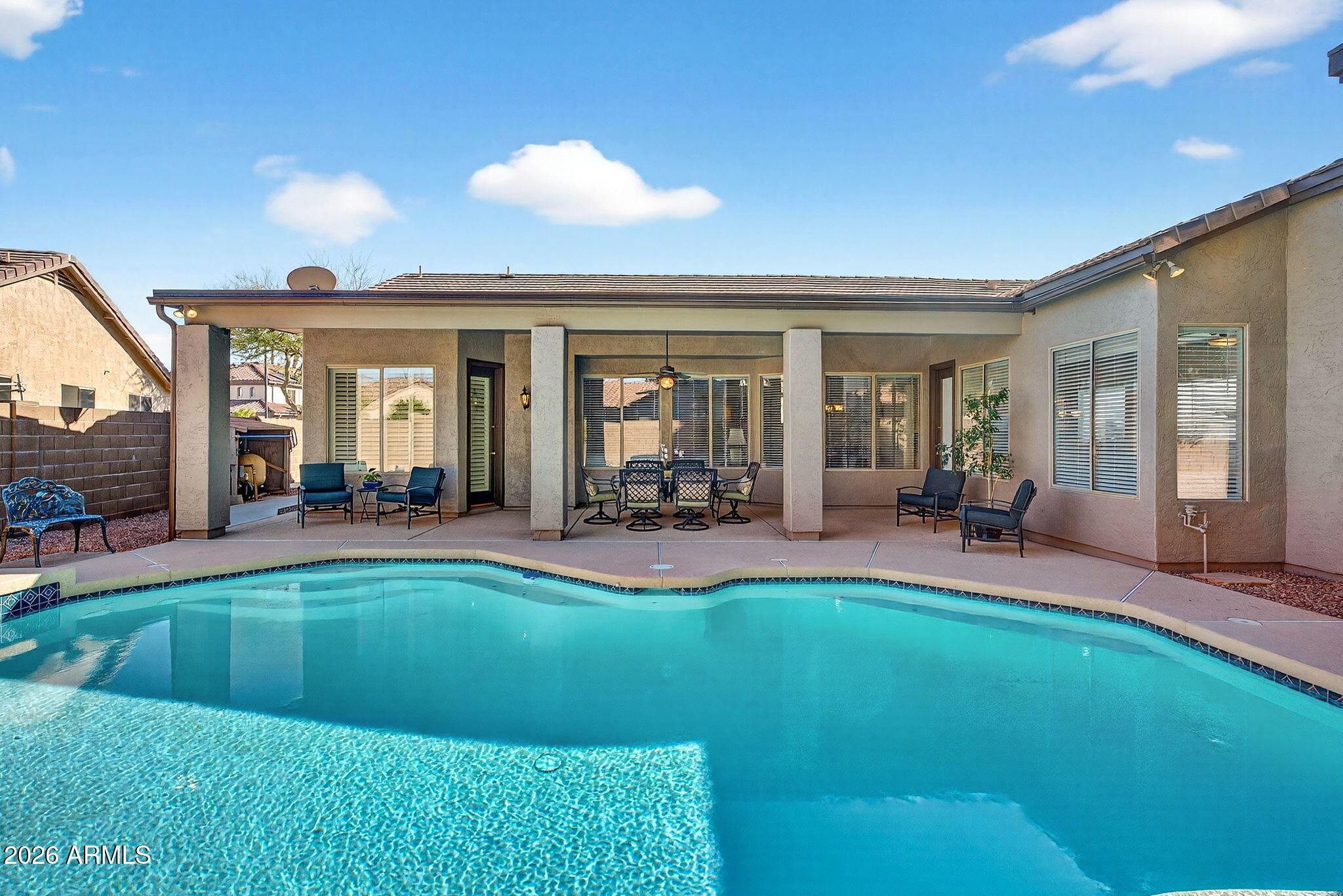 1162 W CHILTON Avenue