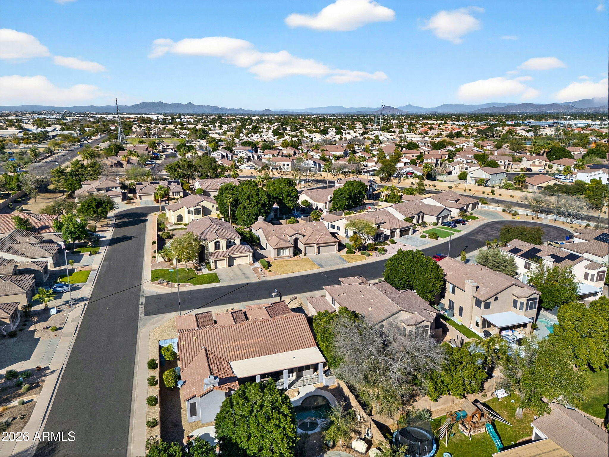 1162 W CHILTON Avenue