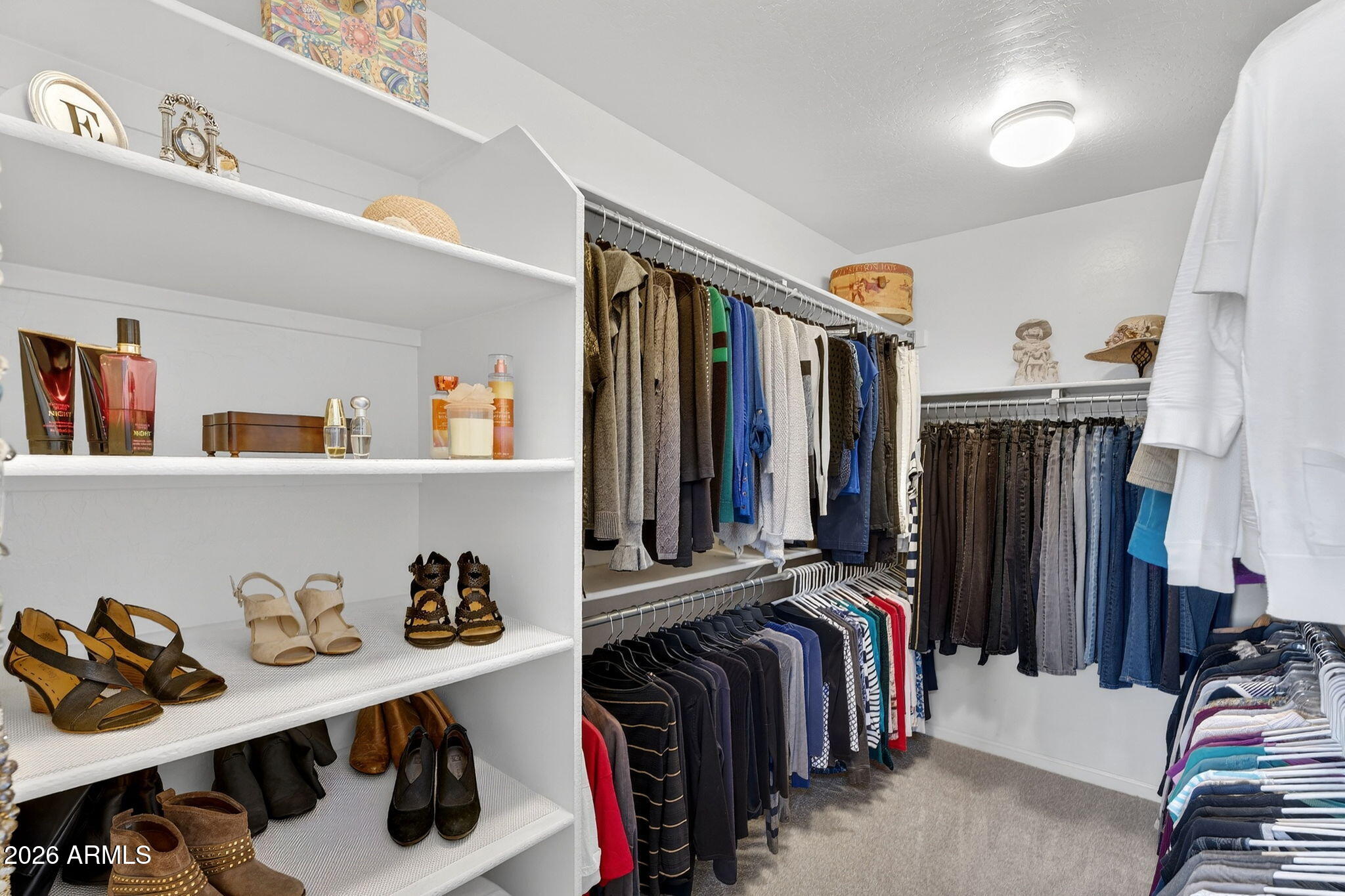 1162 W CHILTON Avenue