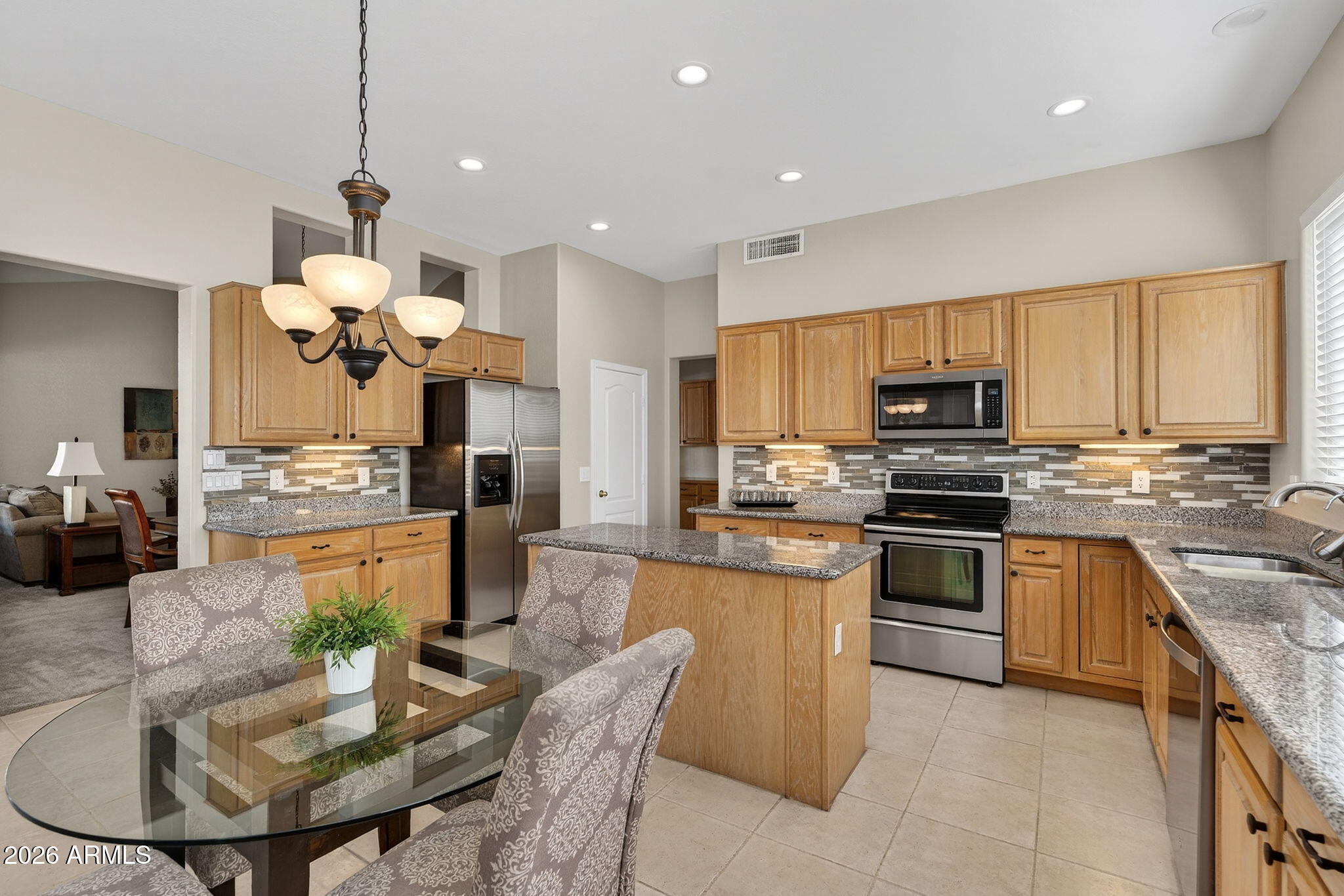 1162 W CHILTON Avenue