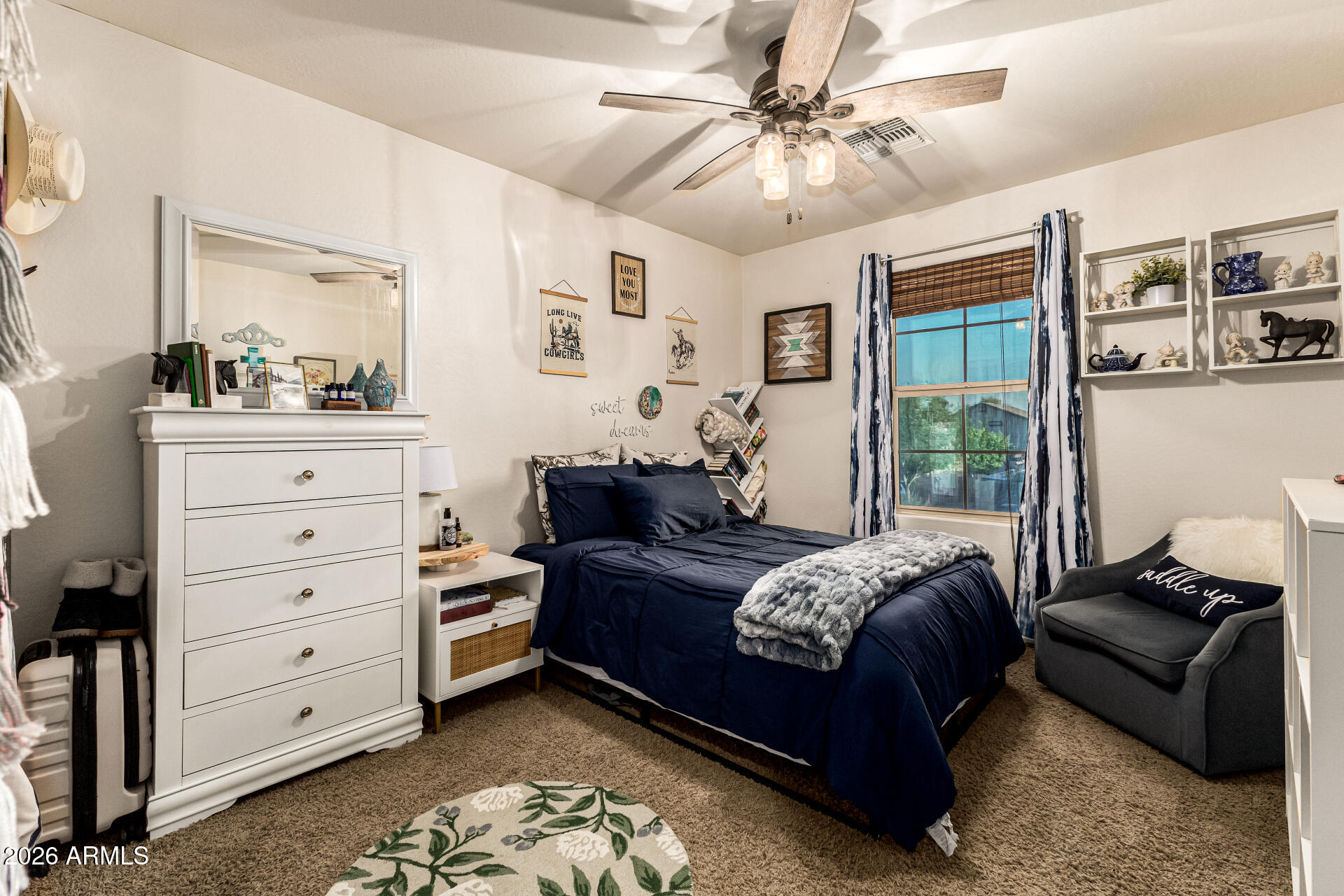 1974 E DUBOIS Avenue