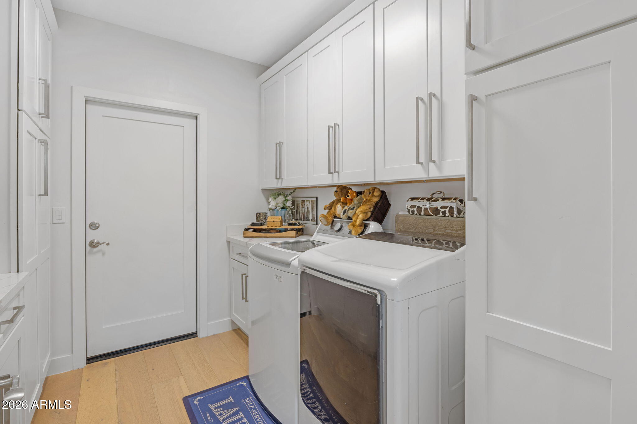 9711 E PERSHING Avenue