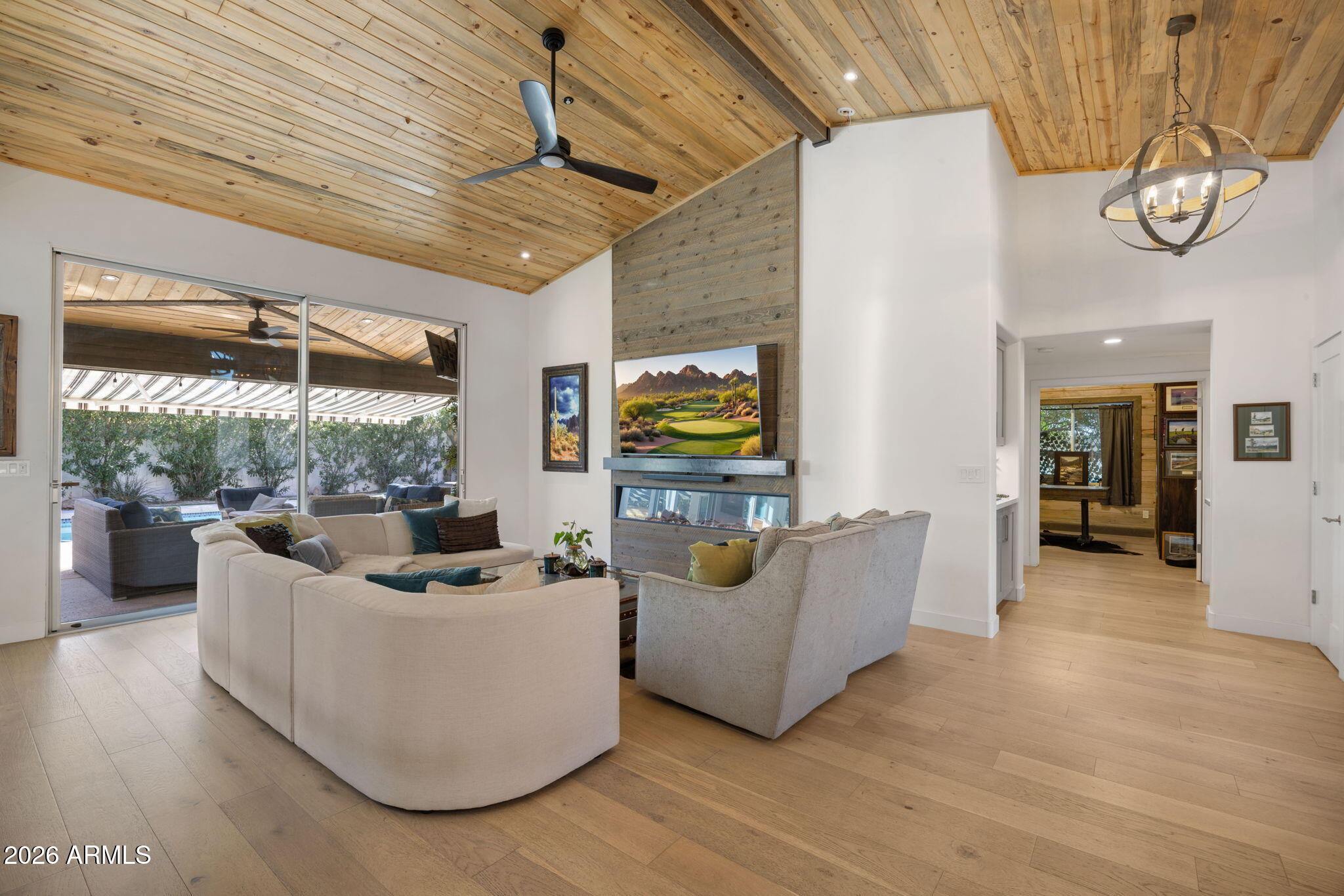 9711 E PERSHING Avenue