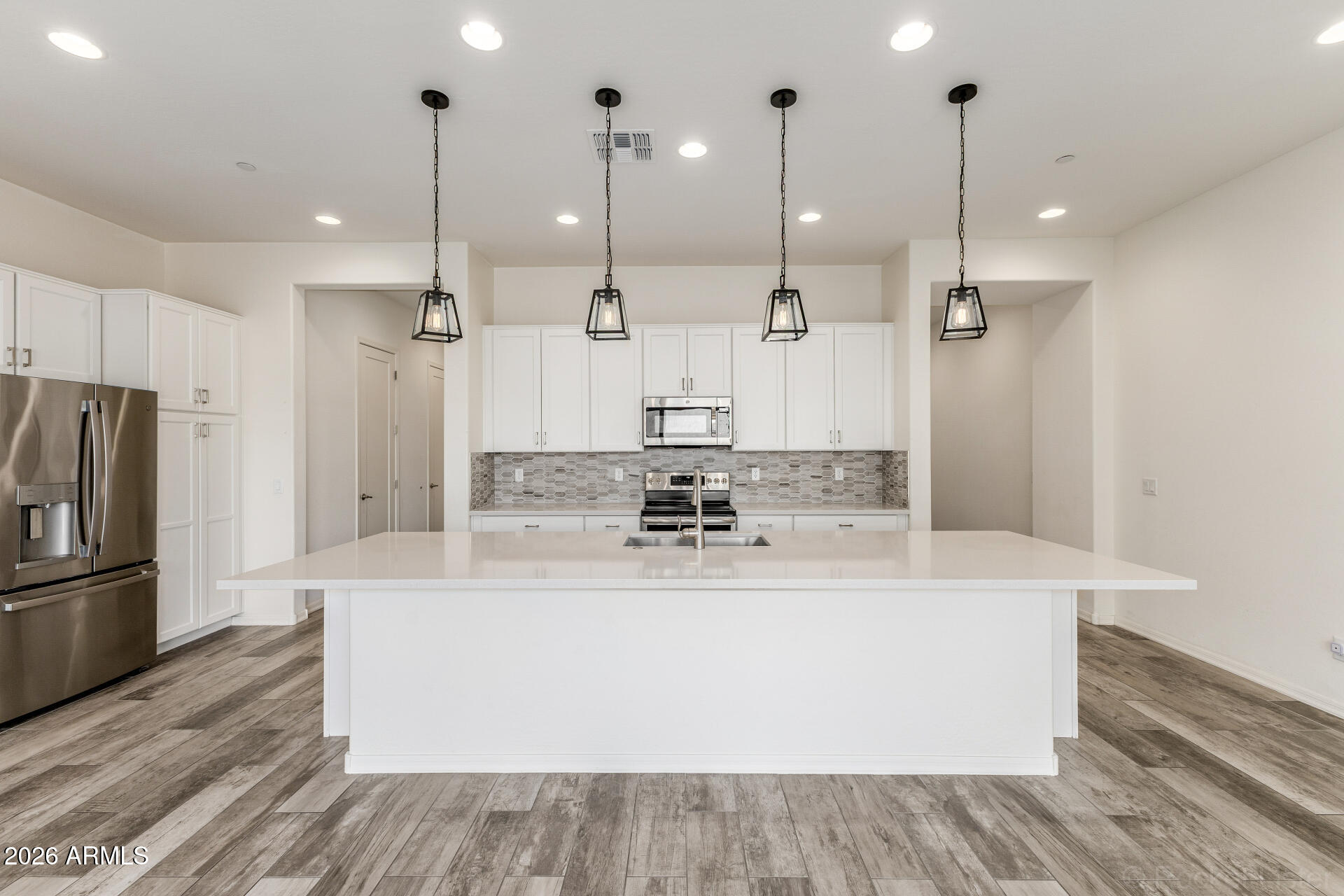 1953 W KINFIELD Trail