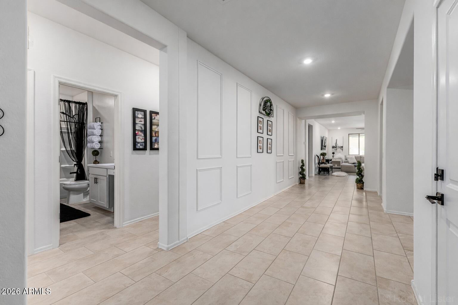 17140 W RUNNING DEER Trail