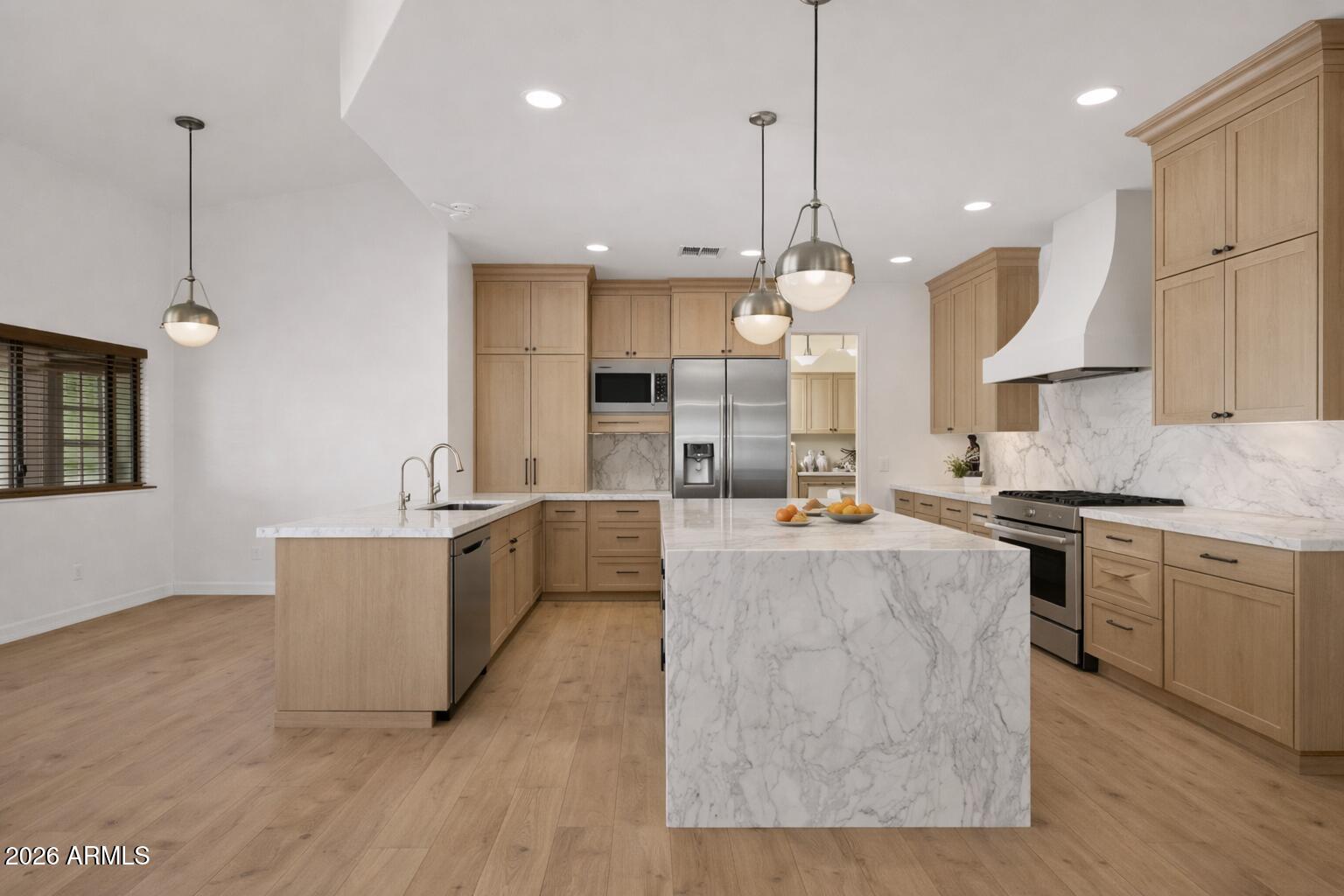 6646 E LONE MOUNTAIN Road