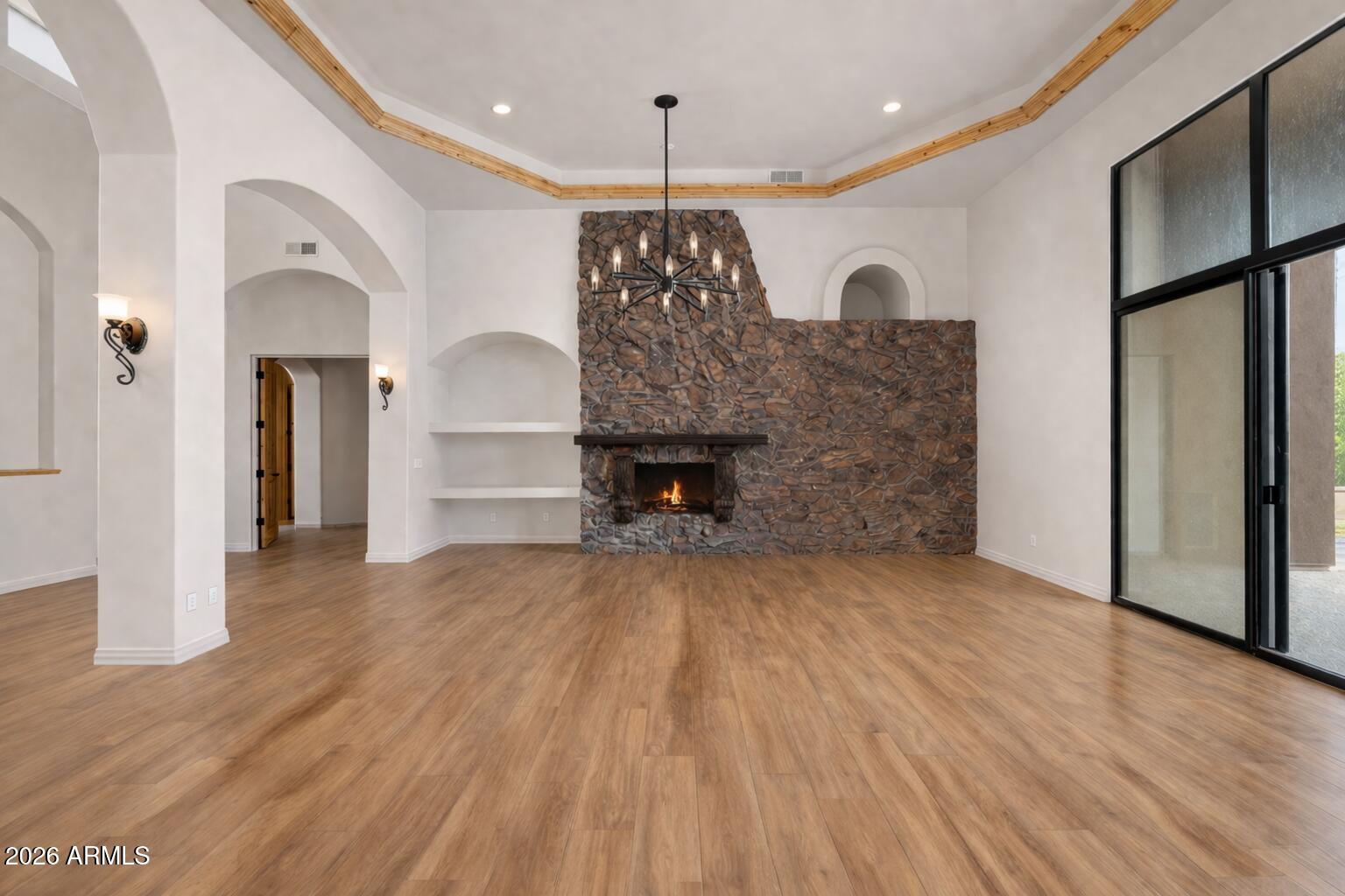 6646 E LONE MOUNTAIN Road