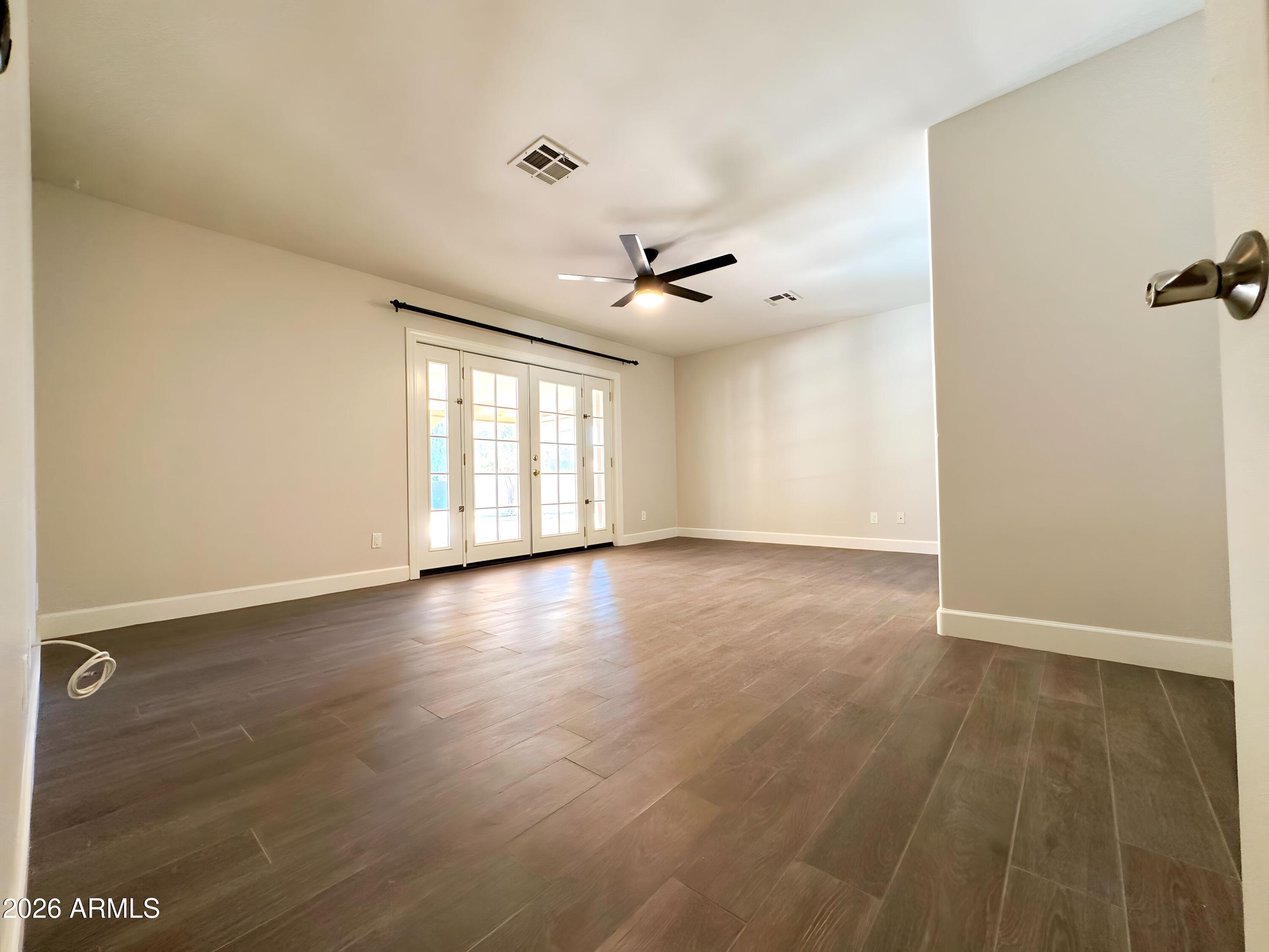 5337 E THUNDERBIRD Road