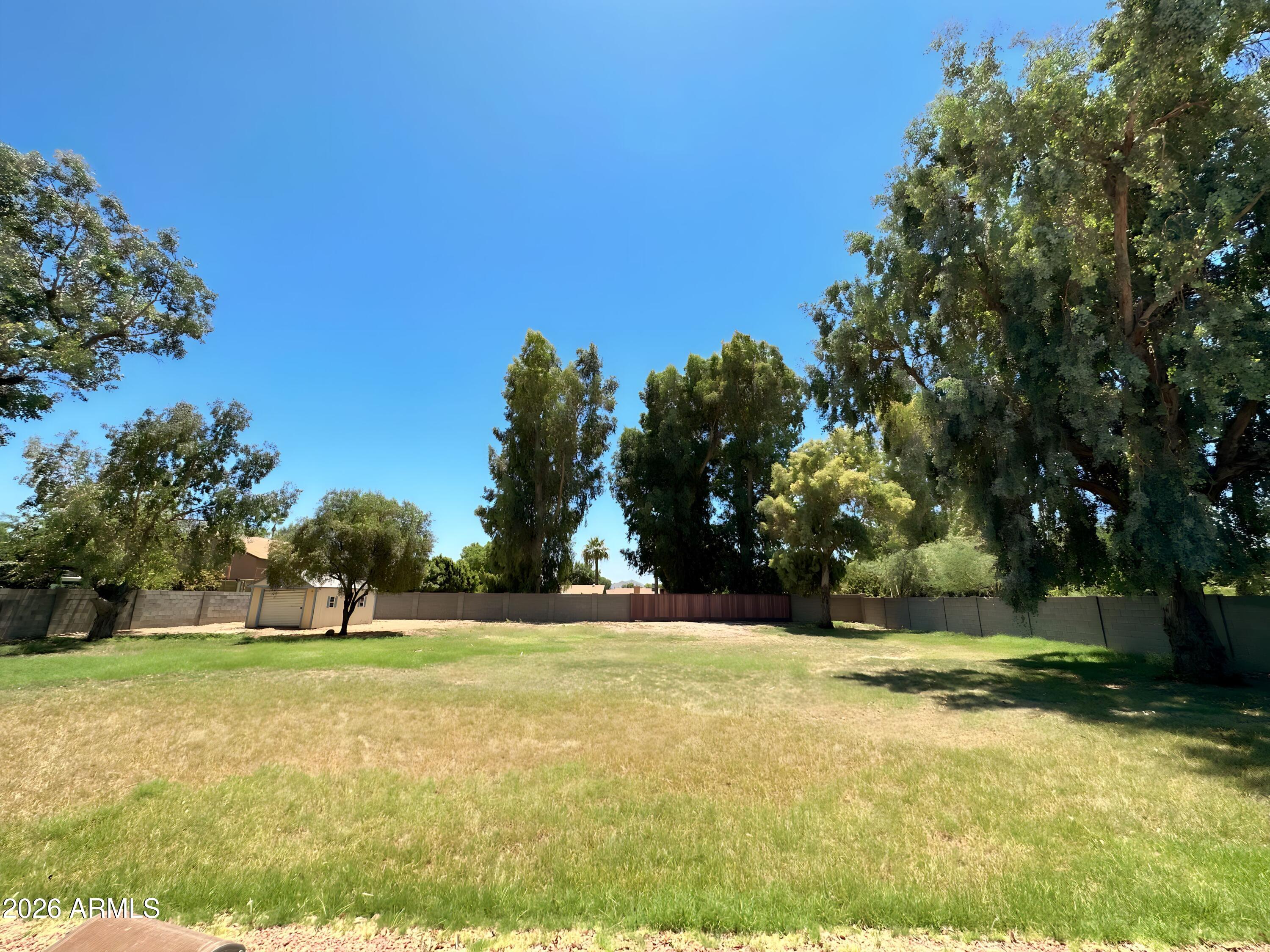 5337 E THUNDERBIRD Road