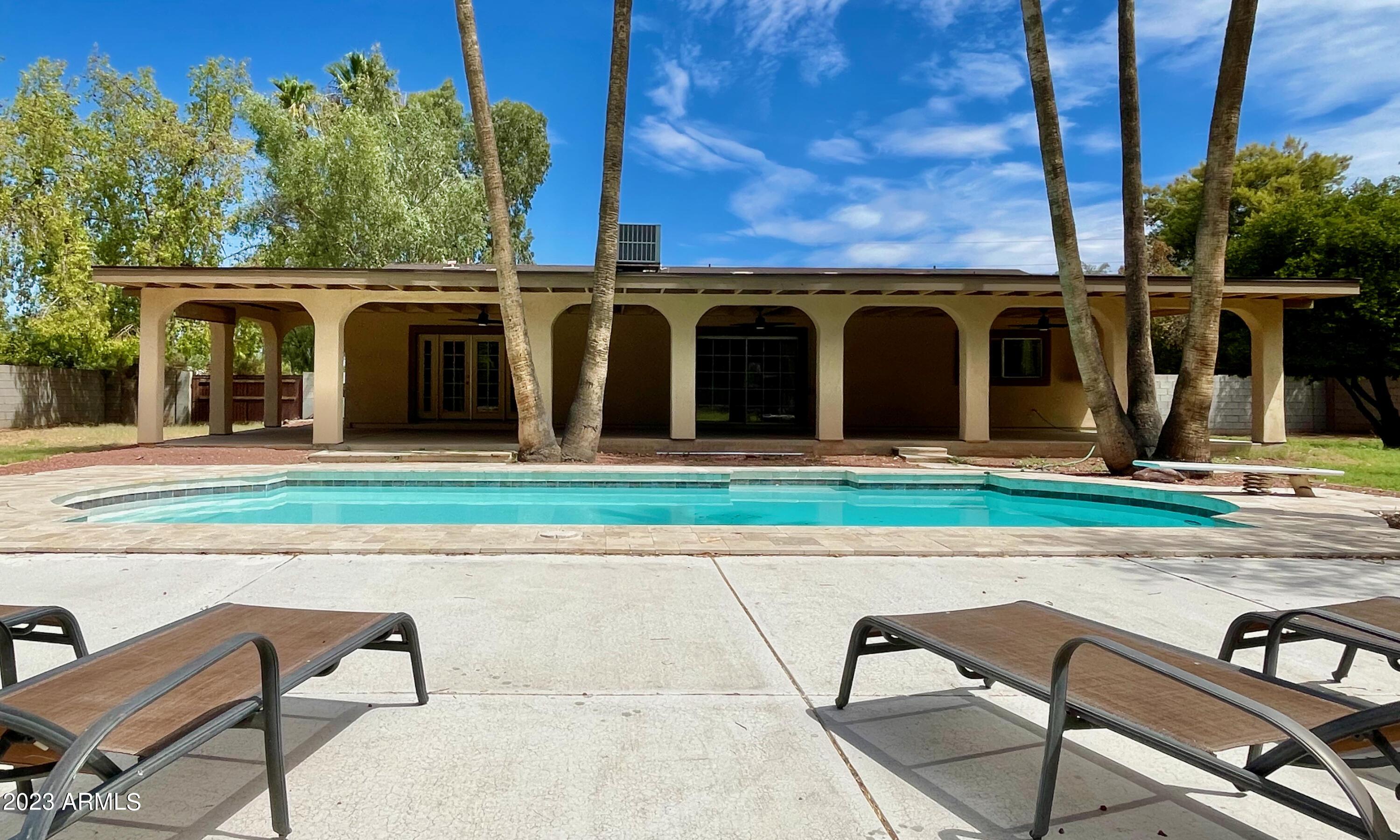 5337 E Thunderbird Road