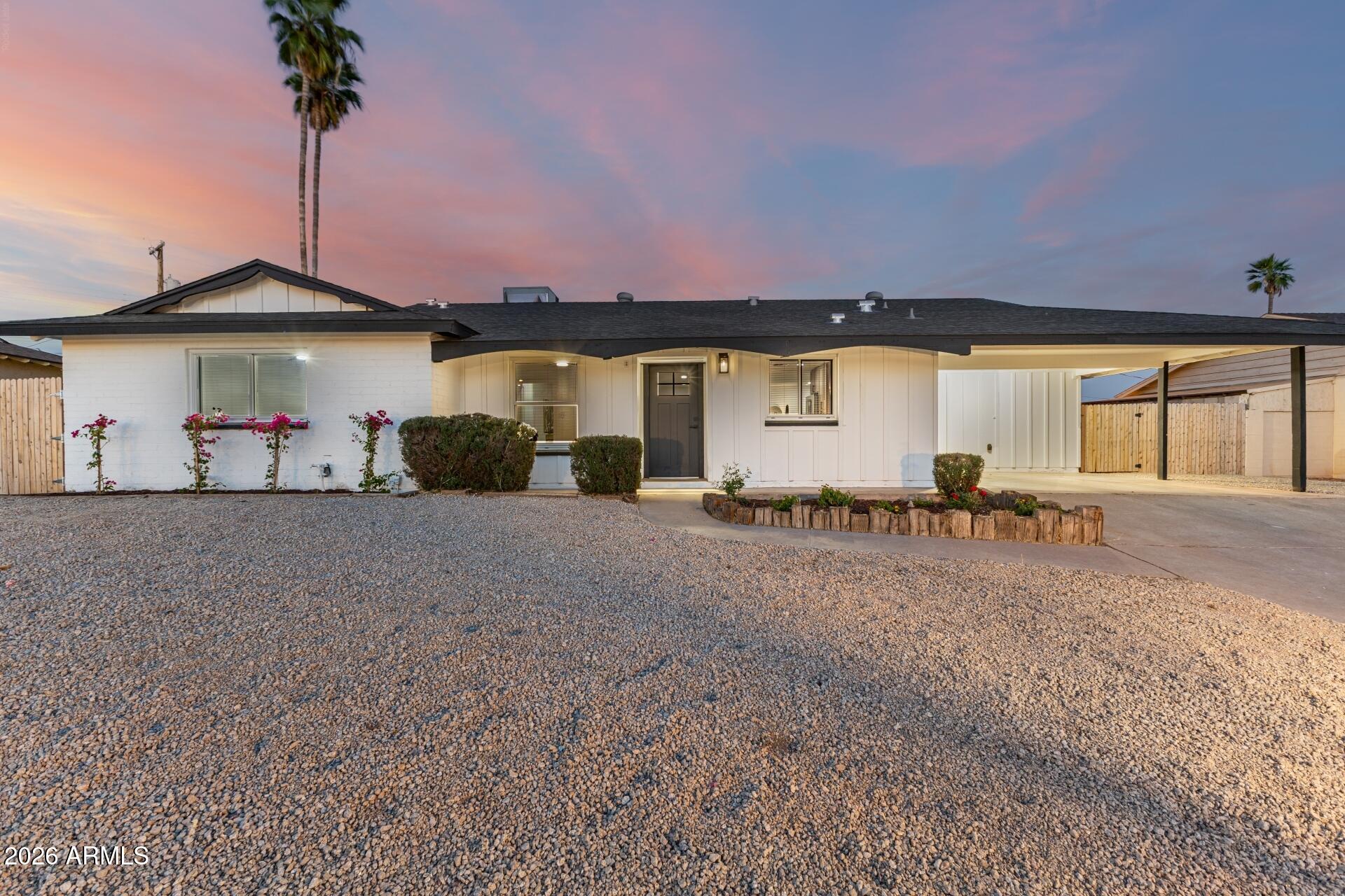 1515 N SAGUARO Drive