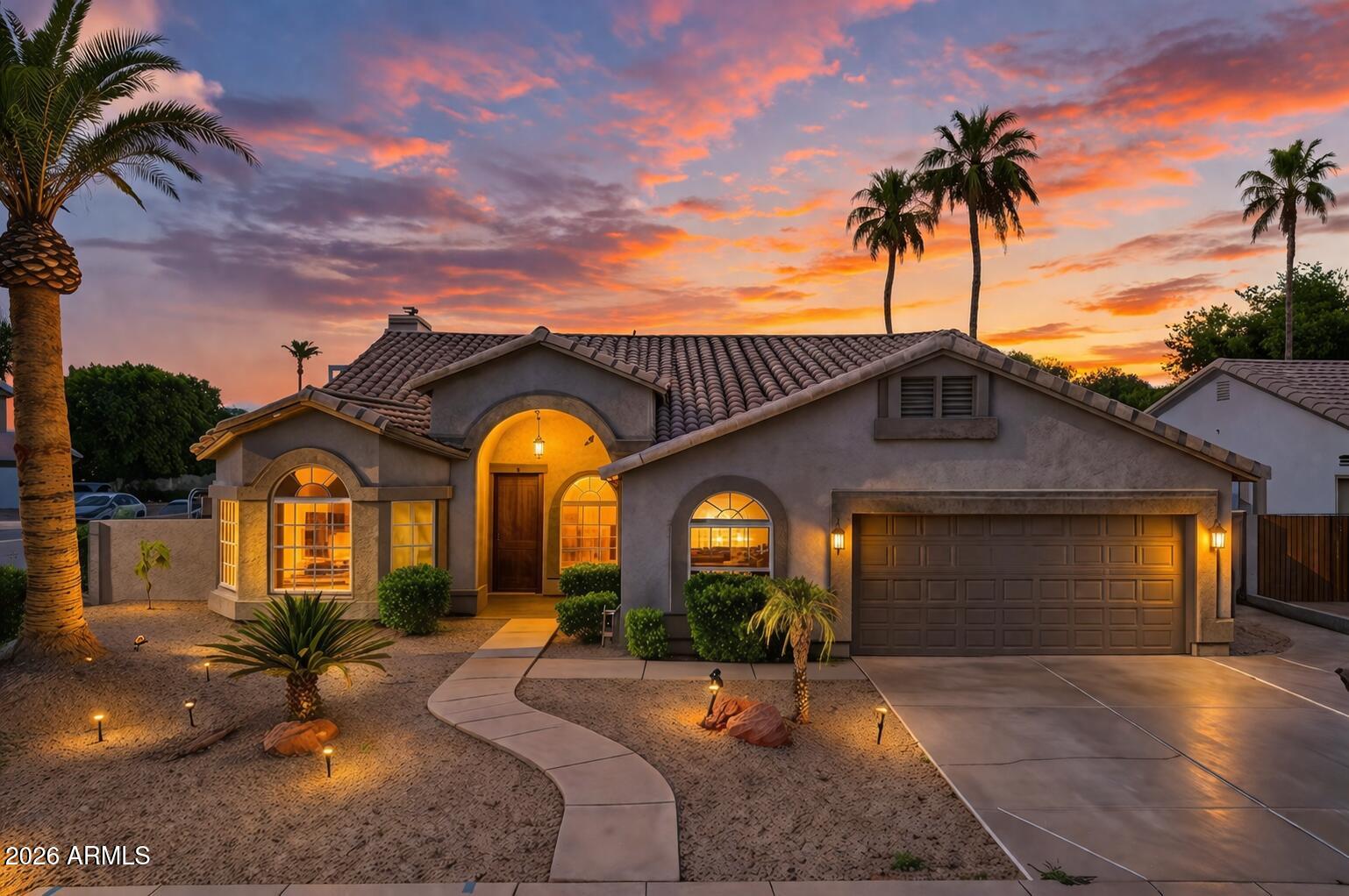 1732 W COMMERCE Avenue