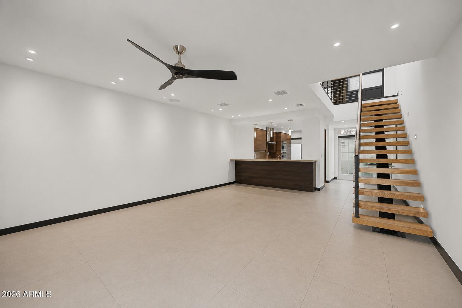 3057 E ROSE Lane