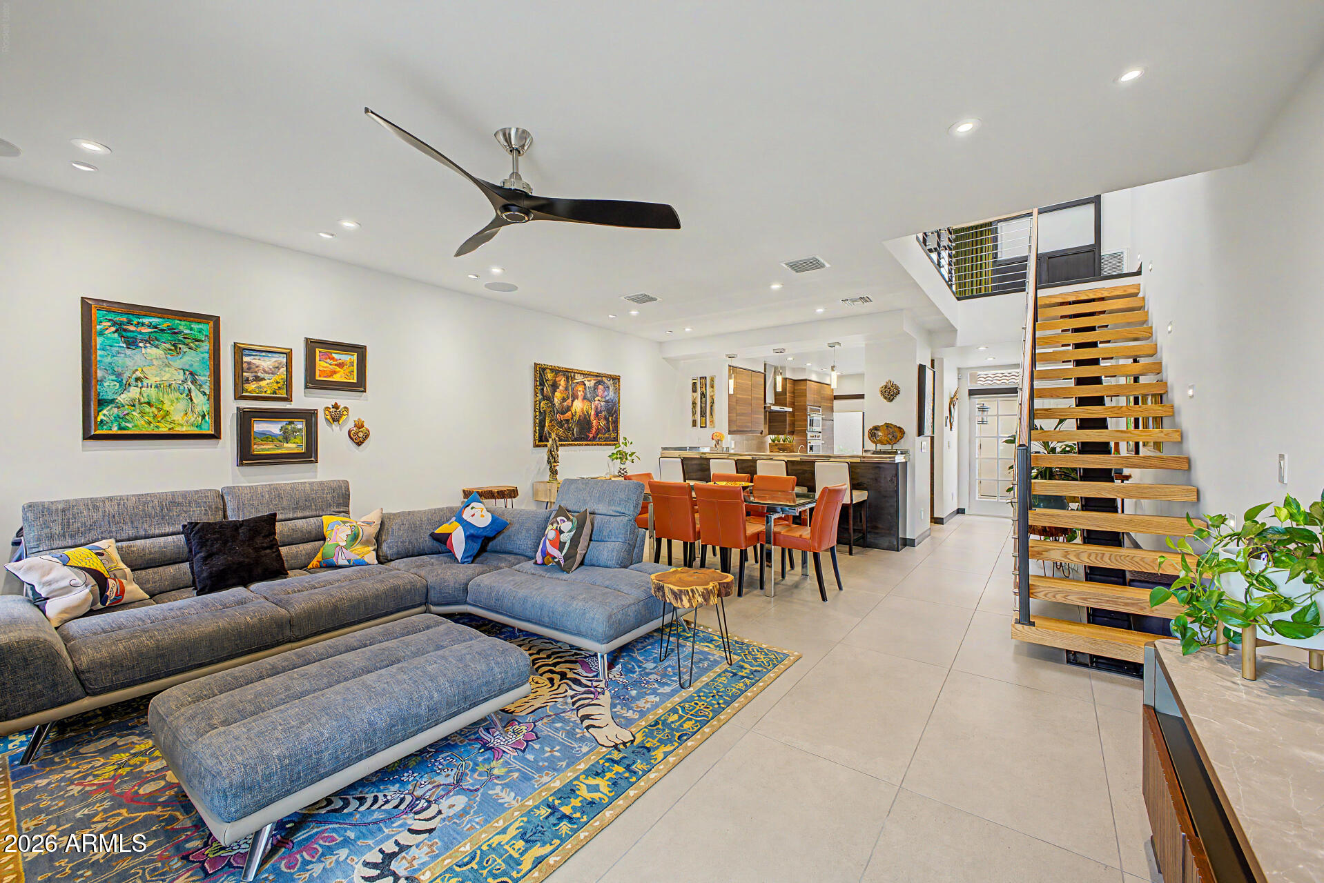 3057 E ROSE Lane