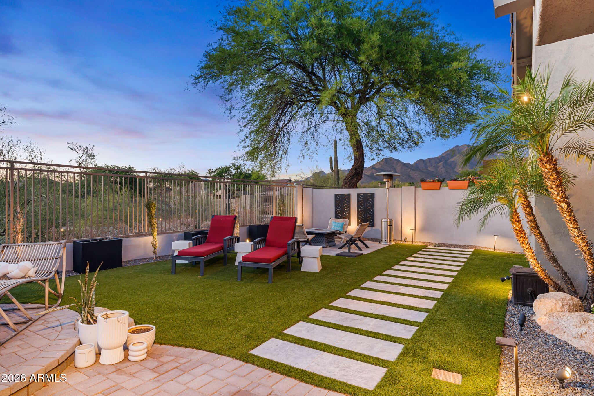 10318 E Tierra Buena Lane