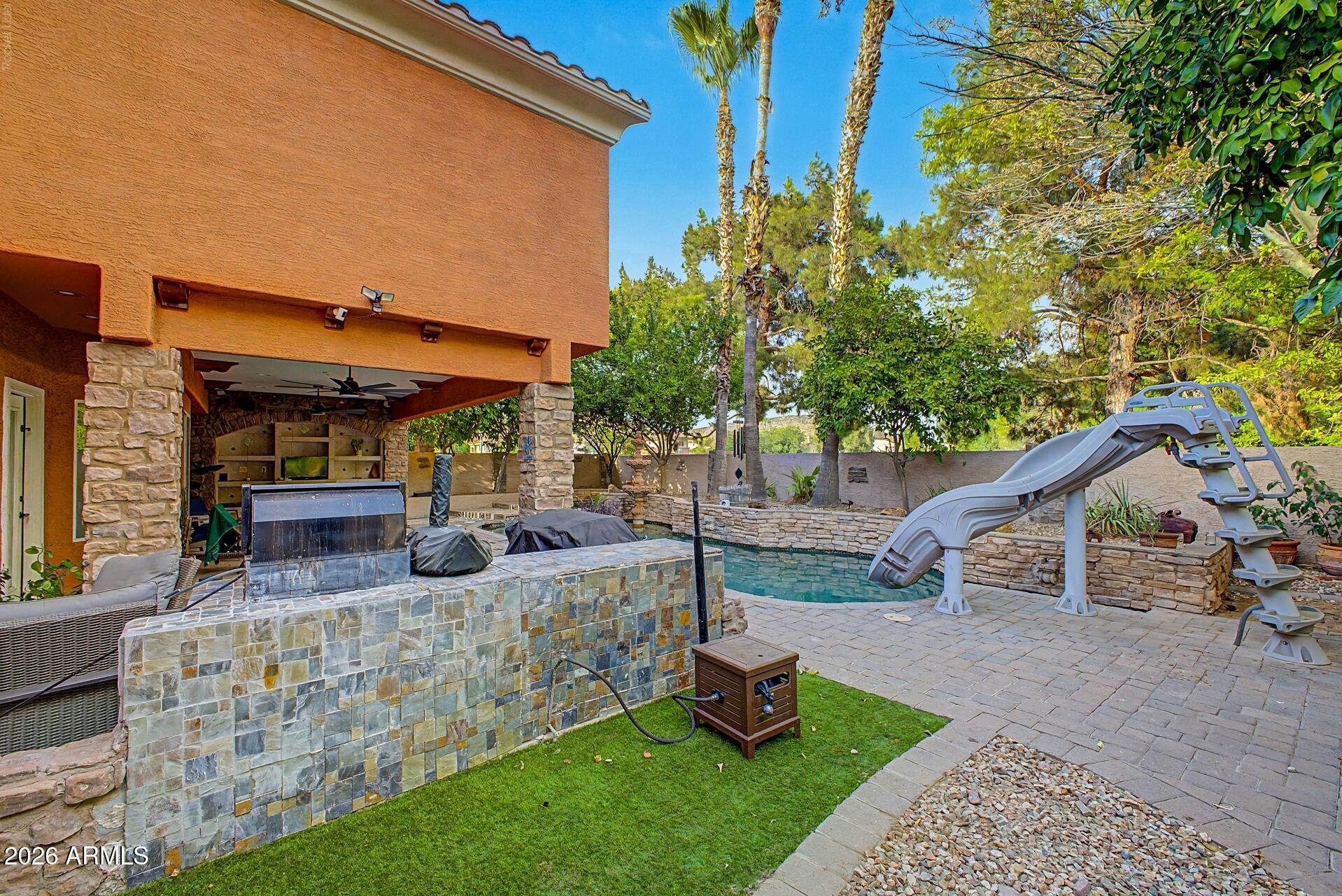 20709 N 59TH Drive
