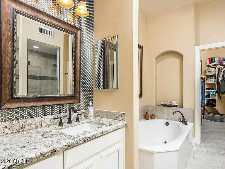 8331 E CACTUS WREN Road