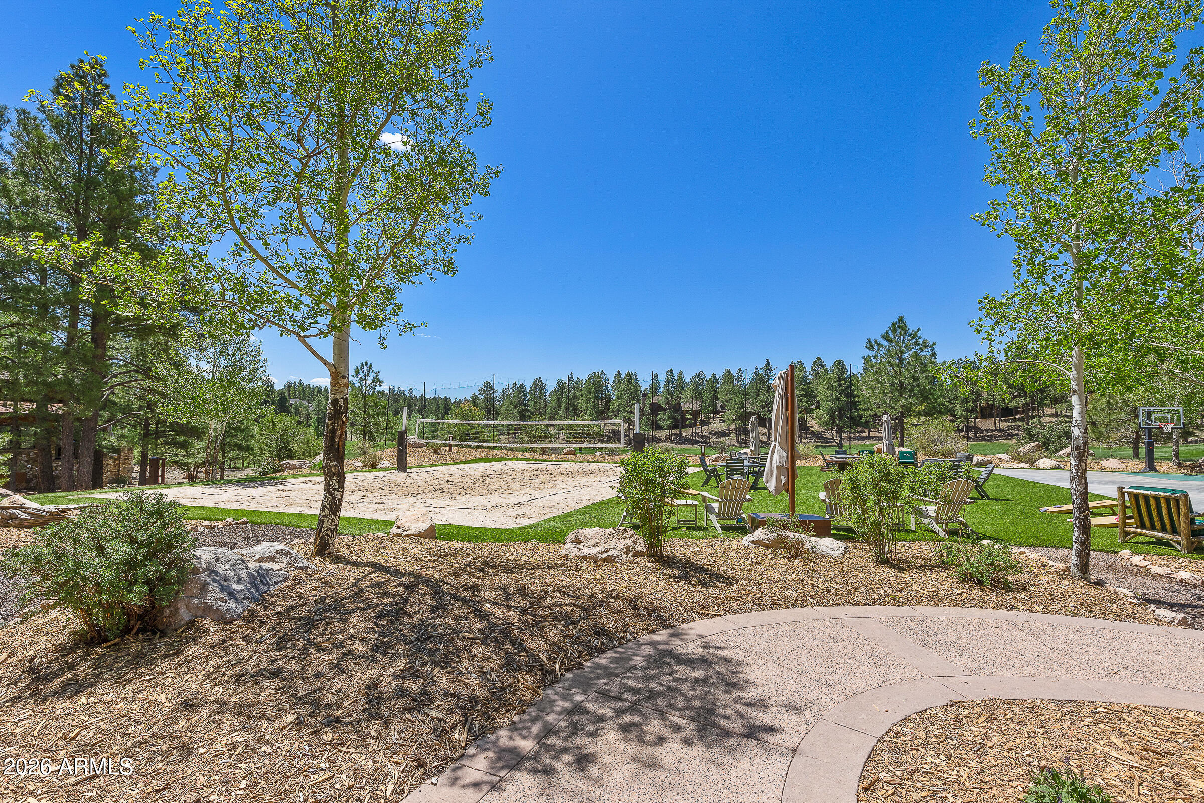 1884 E SLEEPER HOLLOW Court 135