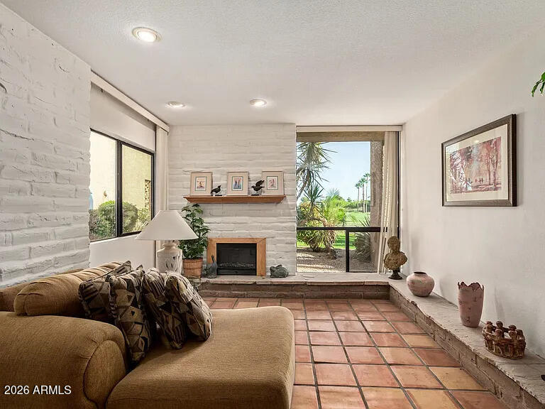 7401 N Scottsdale Road 49