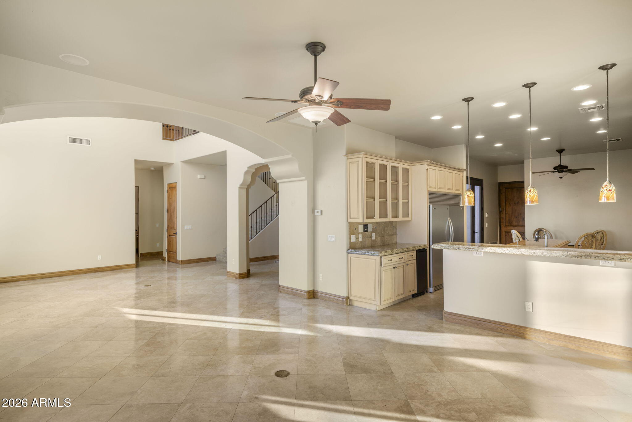 2109 E KERRY Lane