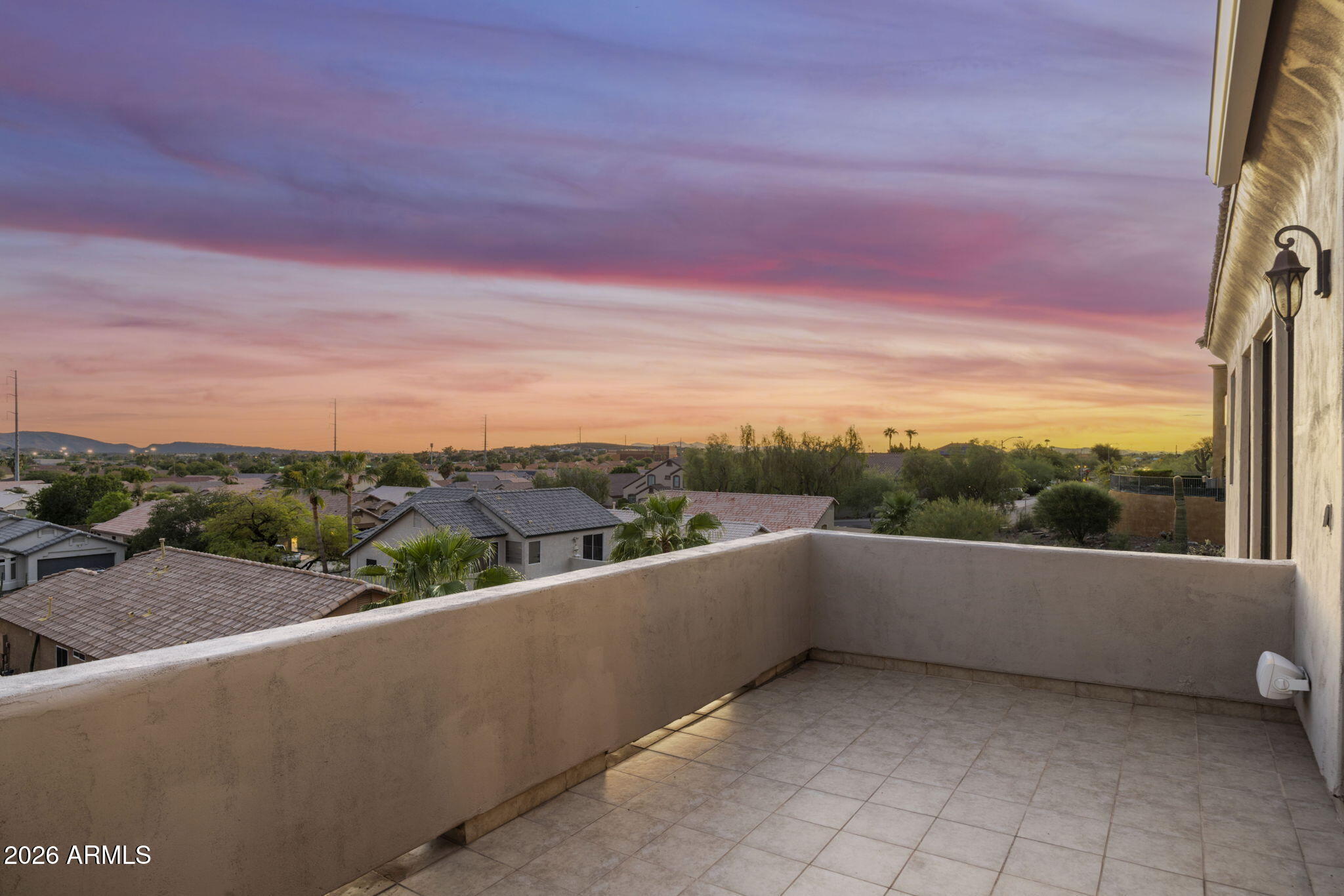 2109 E KERRY Lane