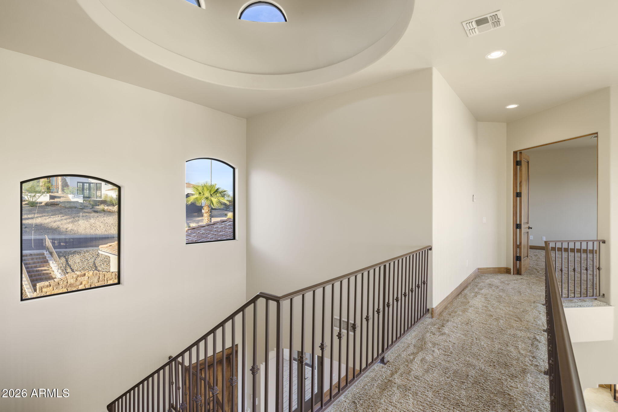 2109 E KERRY Lane