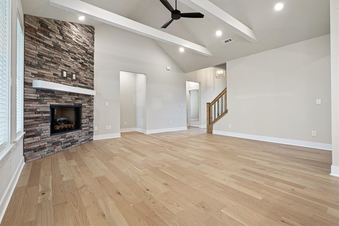 1151 Red Maple Street