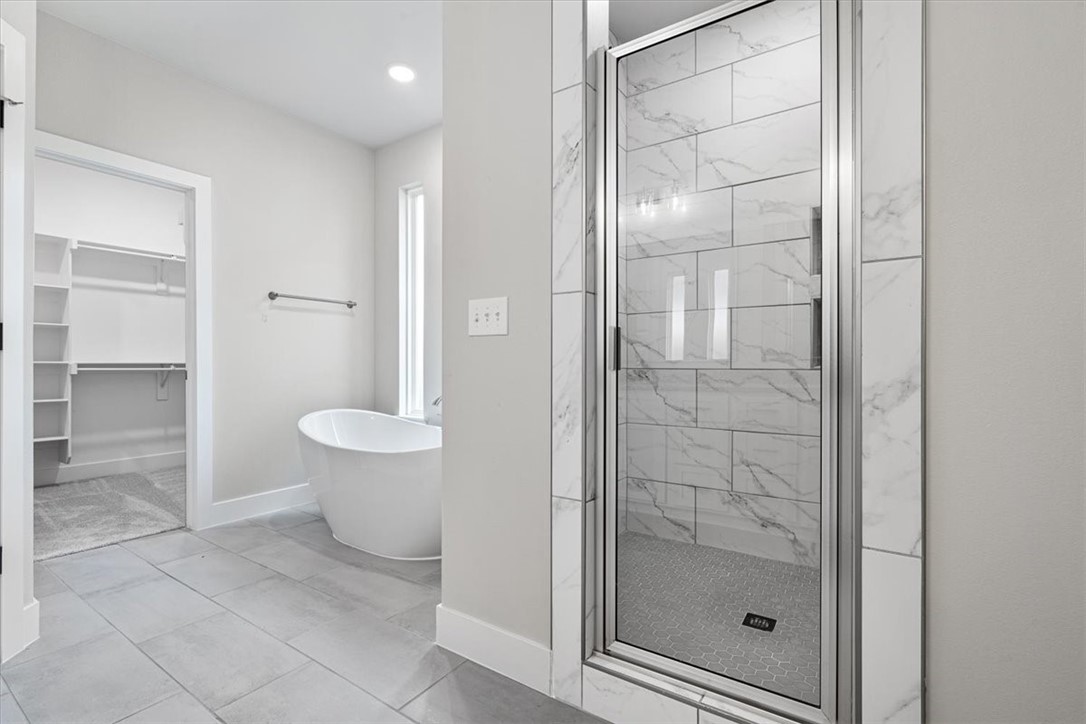 1151 Red Maple Street