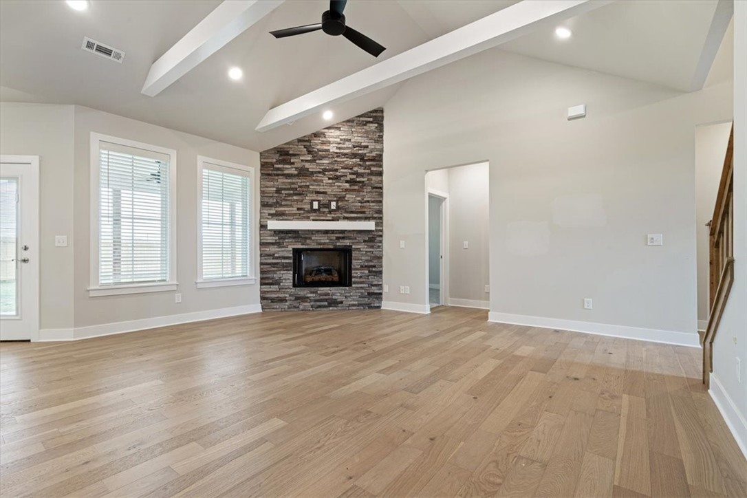 1151 Red Maple Street