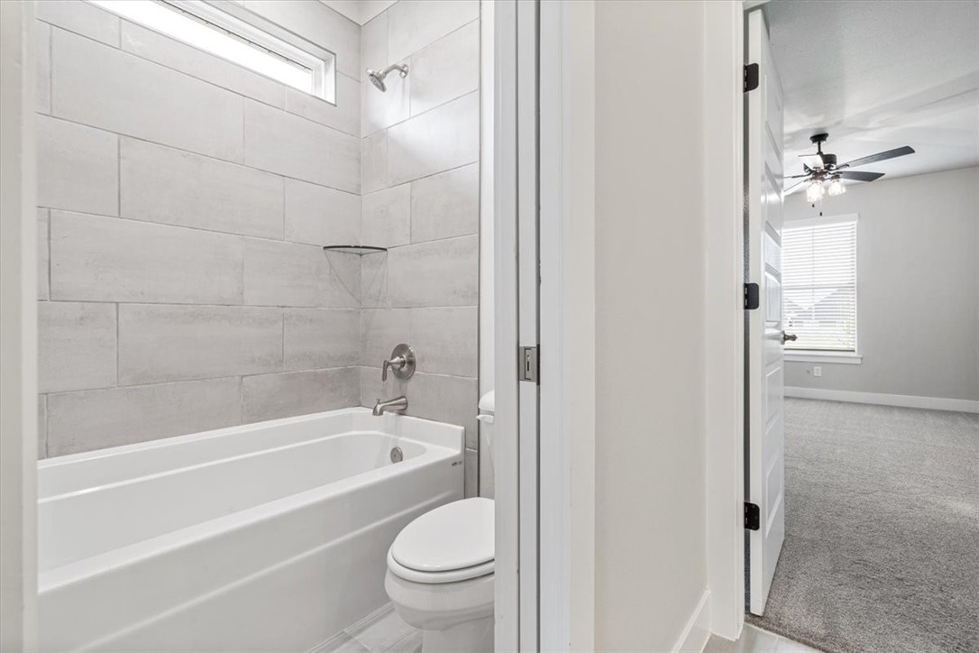 1151 Red Maple Street