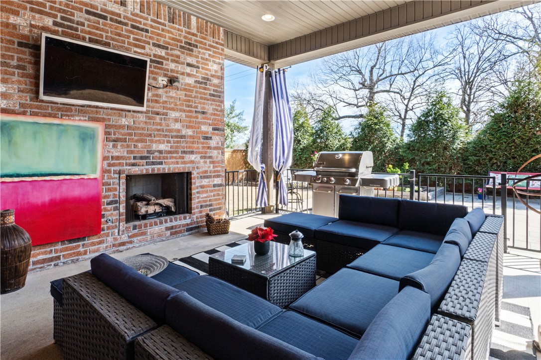 1001 SW Glen Arbor Avenue