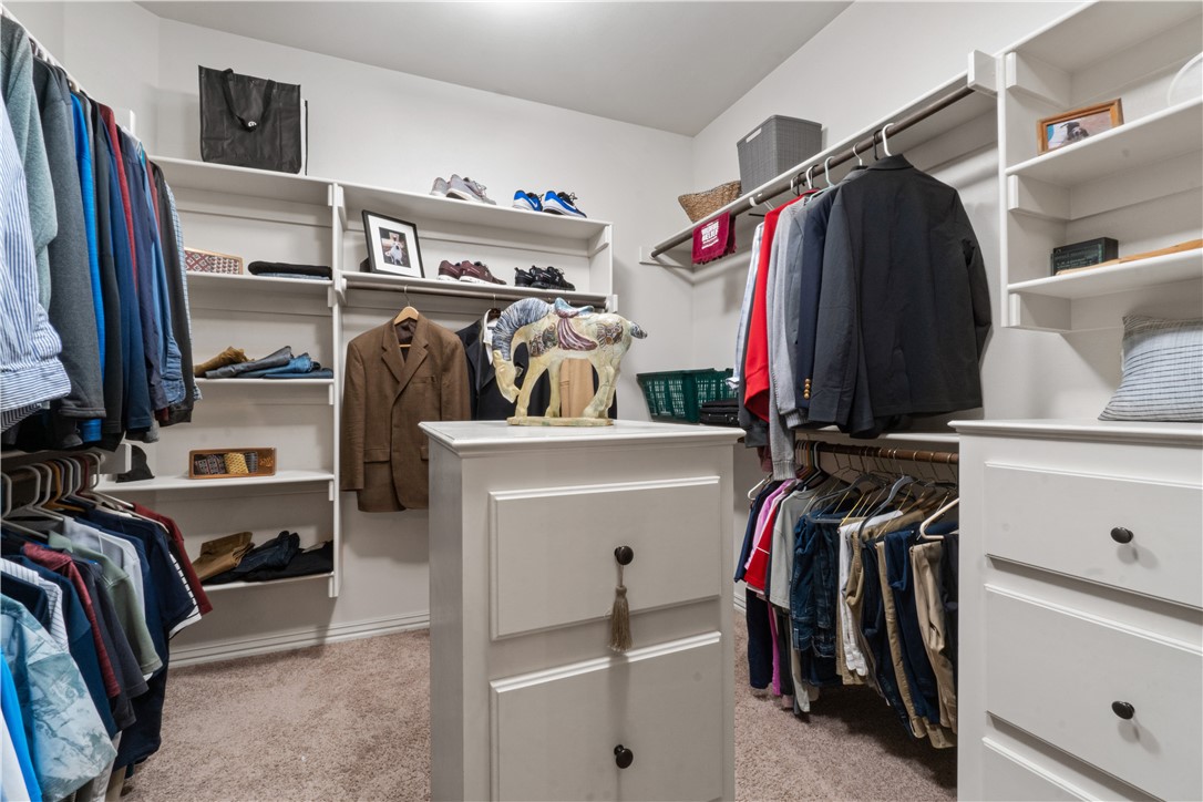 1001 SW Glen Arbor Avenue