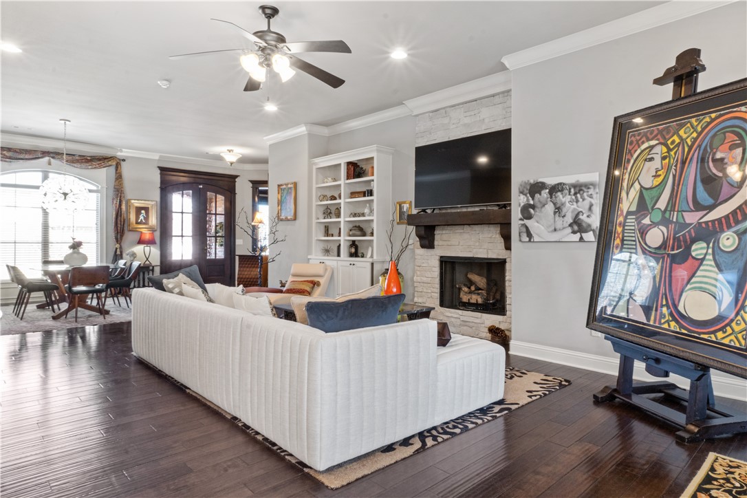 1001 SW Glen Arbor Avenue