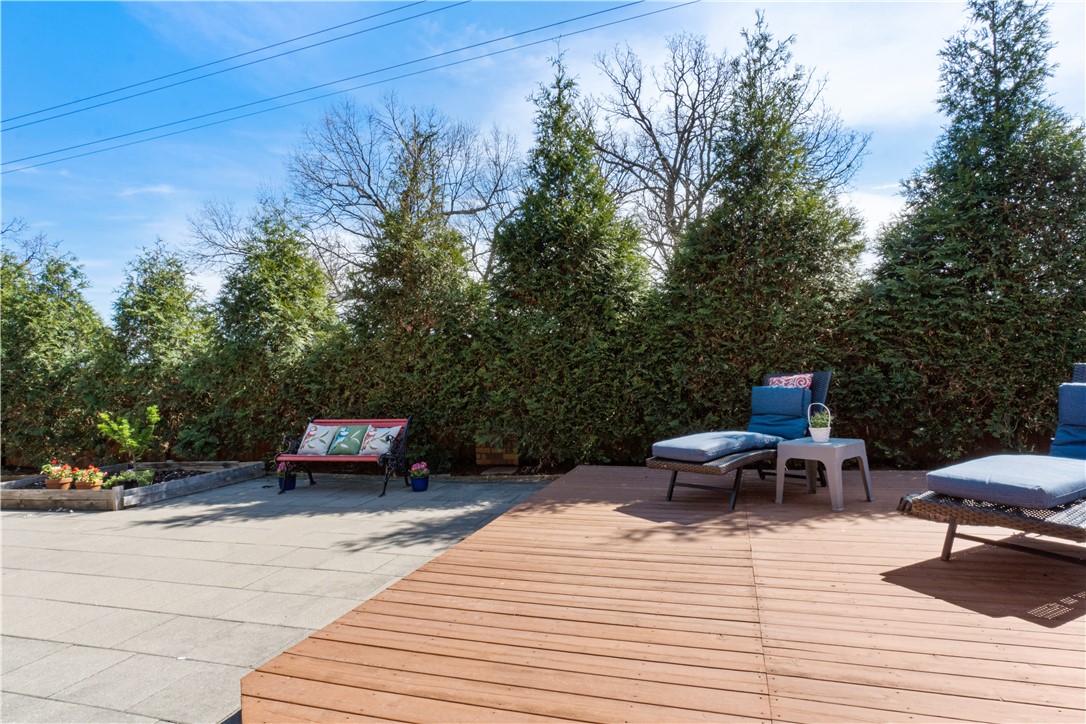 1001 SW Glen Arbor Avenue