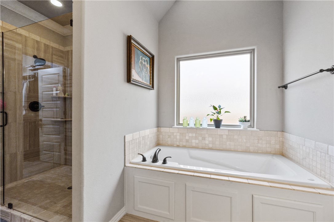 1001 SW Glen Arbor Avenue