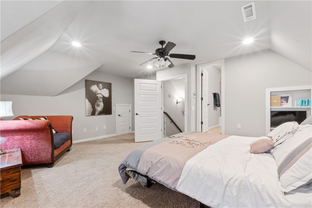 1001 SW Glen Arbor Avenue